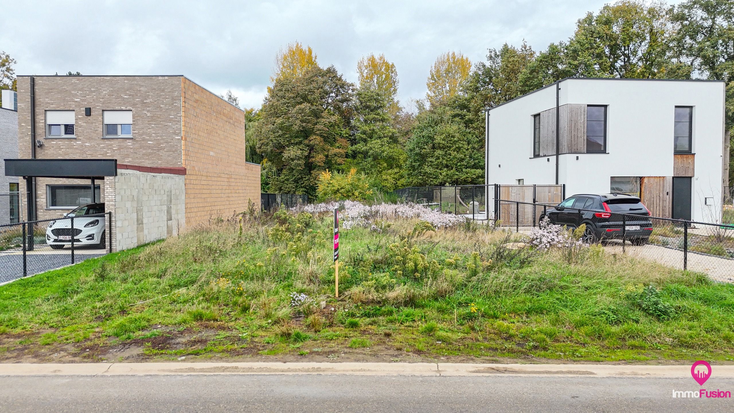 Mooie bouwgrond voor HOB in bosrijke omgeving! foto 8