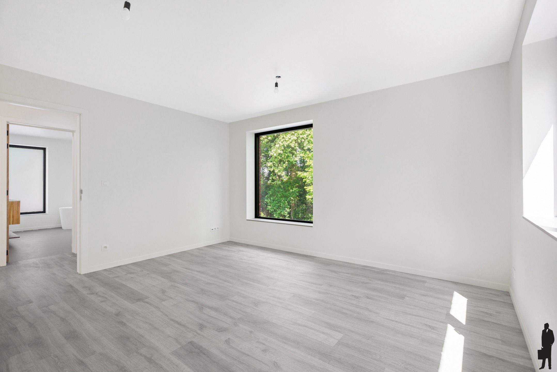 Energiezuinige woning met prachtige parktuin foto 37