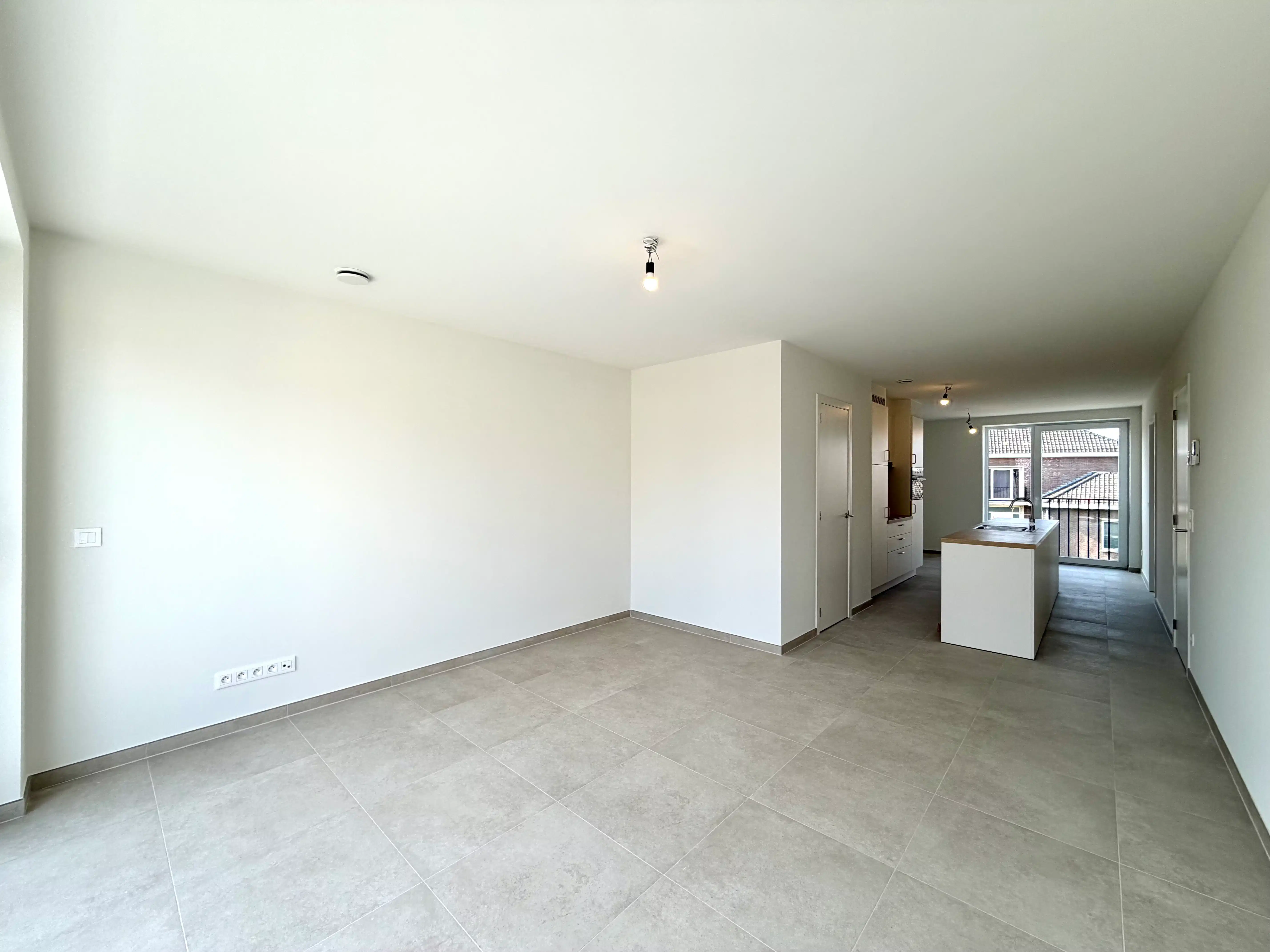 Nieuwbouwappartement met twee slaapkamers te huur foto 4