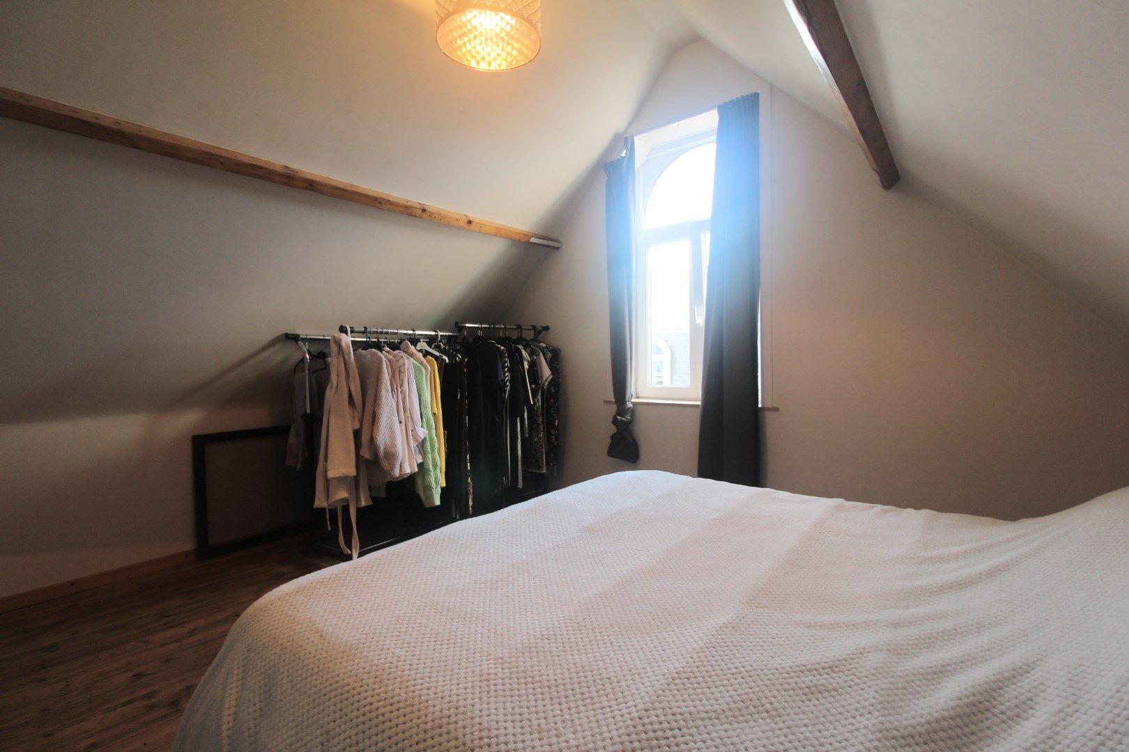 DUPLEX-APPARTEMENT MET 2 SLAAPKAMERS IN CENTRUM IEPER foto 9