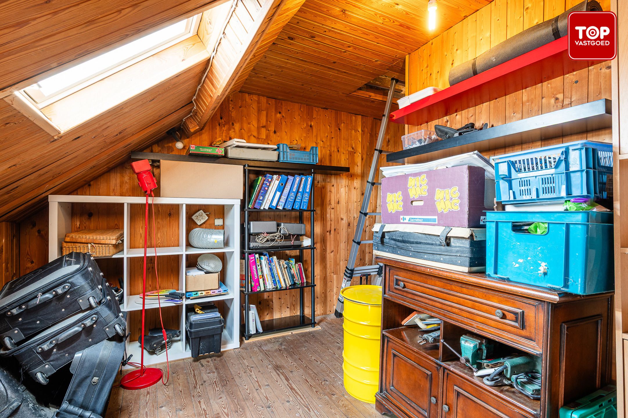 Gezinswoning vlakbij het historisch centrum. foto 23