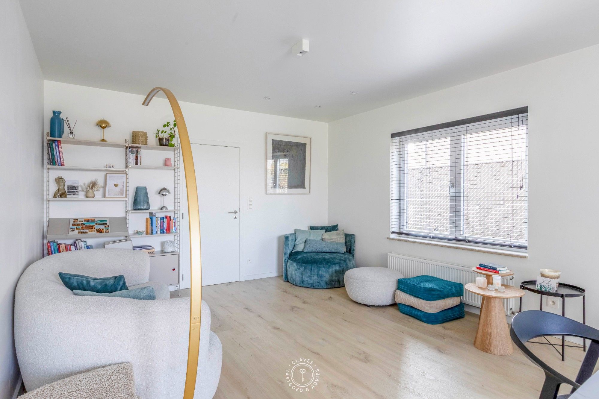 Instapklaar genieten in een moderne woning met tuin en zwembad foto 14