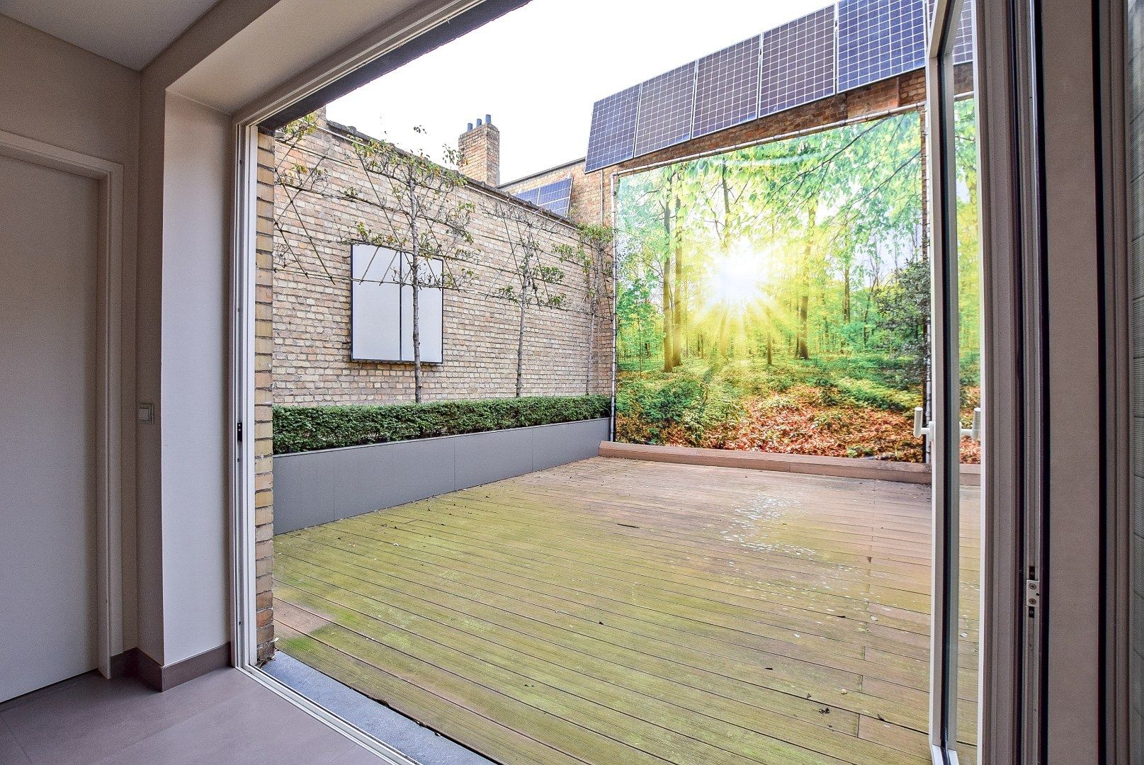 Kwalitatief afgewerkte woning met handelsruimte (536m² bewoonbaar) op een toplocatie. foto 11