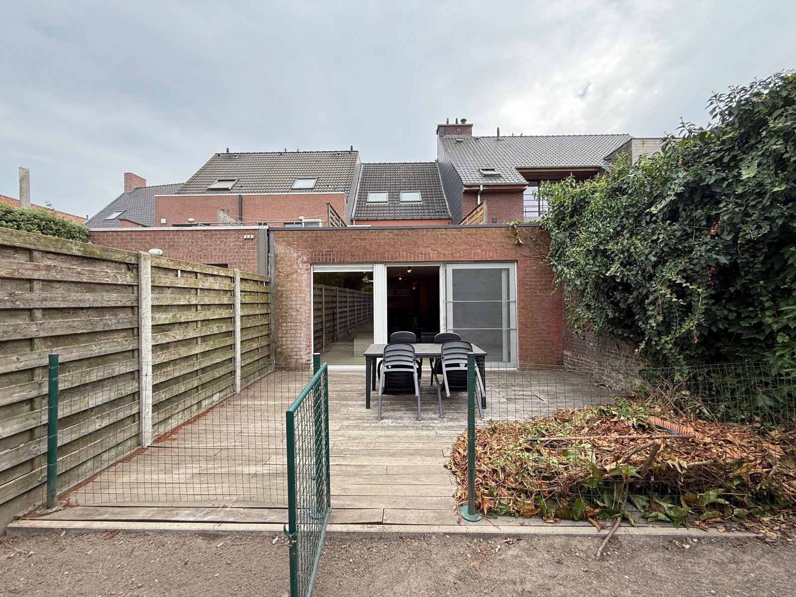 Gezellig appartement met twee slaapkamers en tuintje foto 26