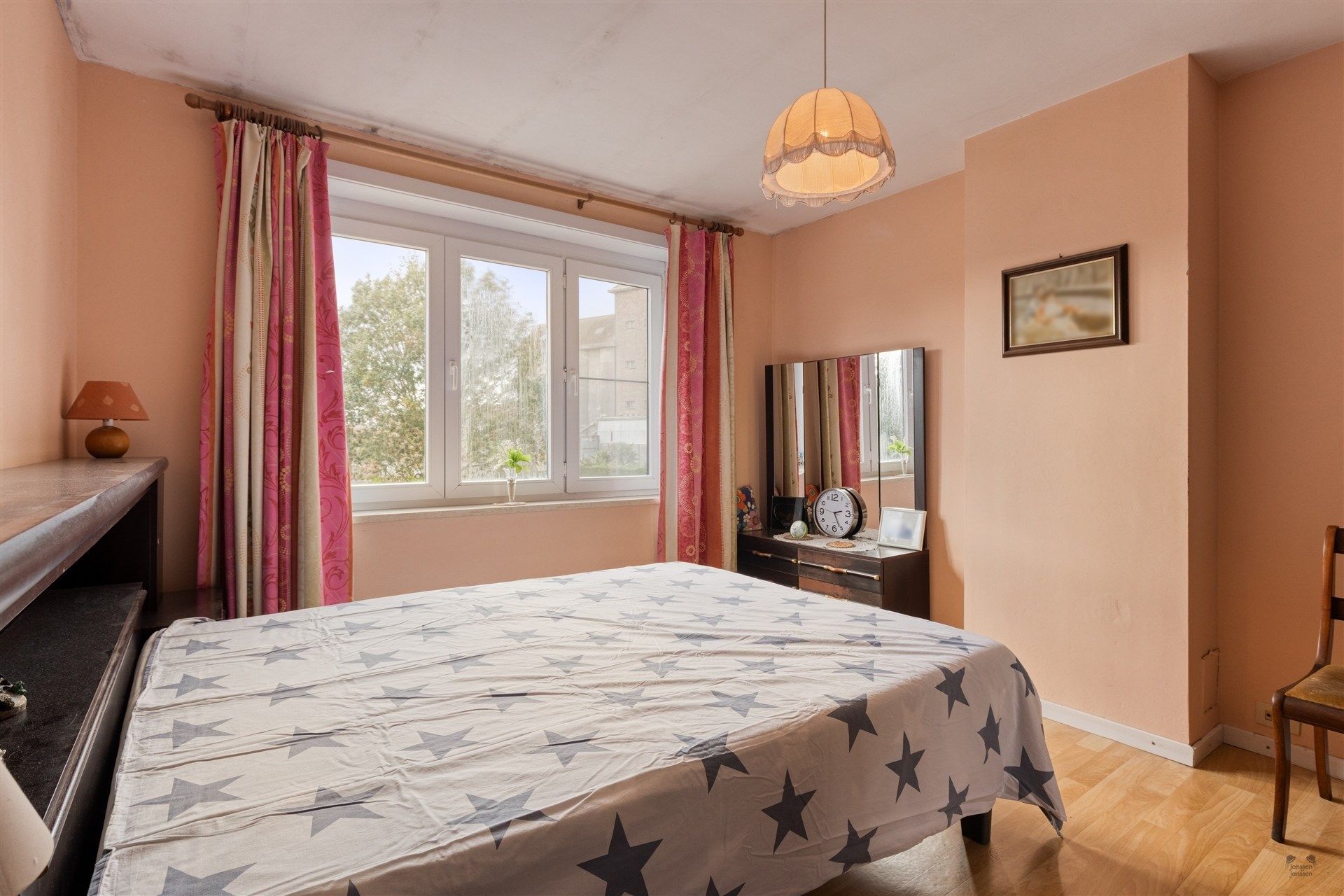 Op te frissen woning met 3 slaapkamers foto 15