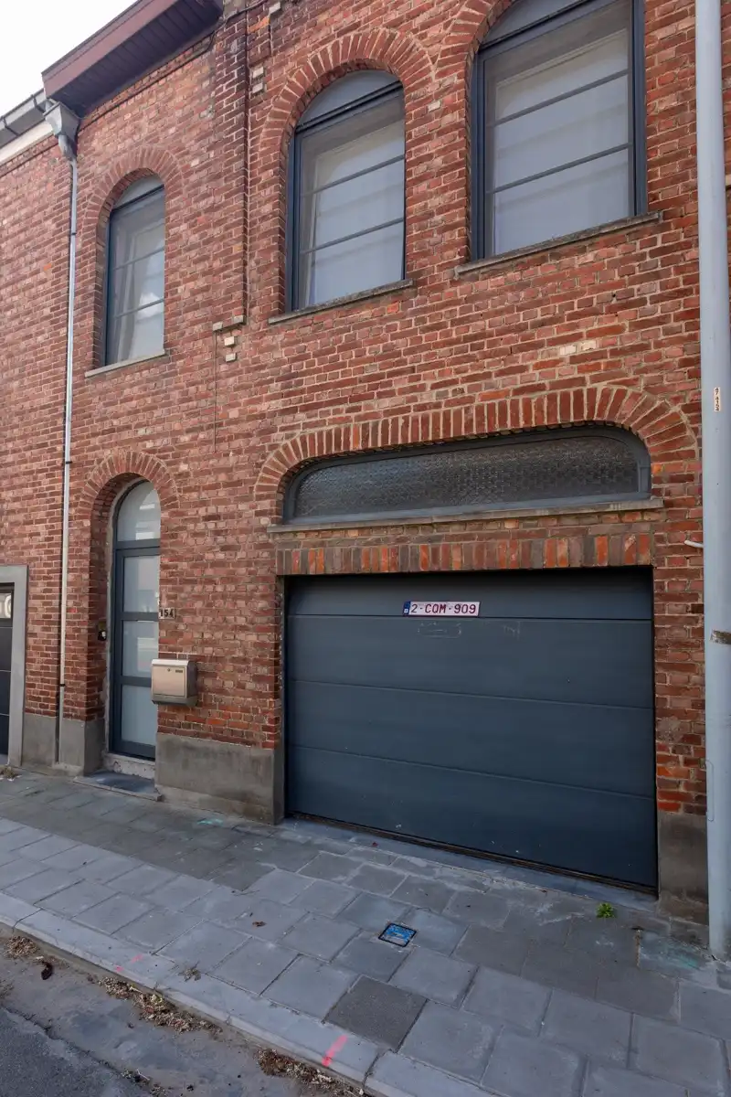 Stasegem: Ruime instapklare woning met 4 slaapkamers, 2 badkamers,  tuin en garage op wandelafstand van de Gavers. foto 9