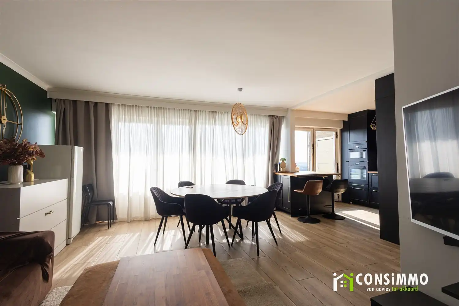Ruim gerenoveerd appartement op de 19de verdieping met een adembenemend uitzicht over Genk foto 5