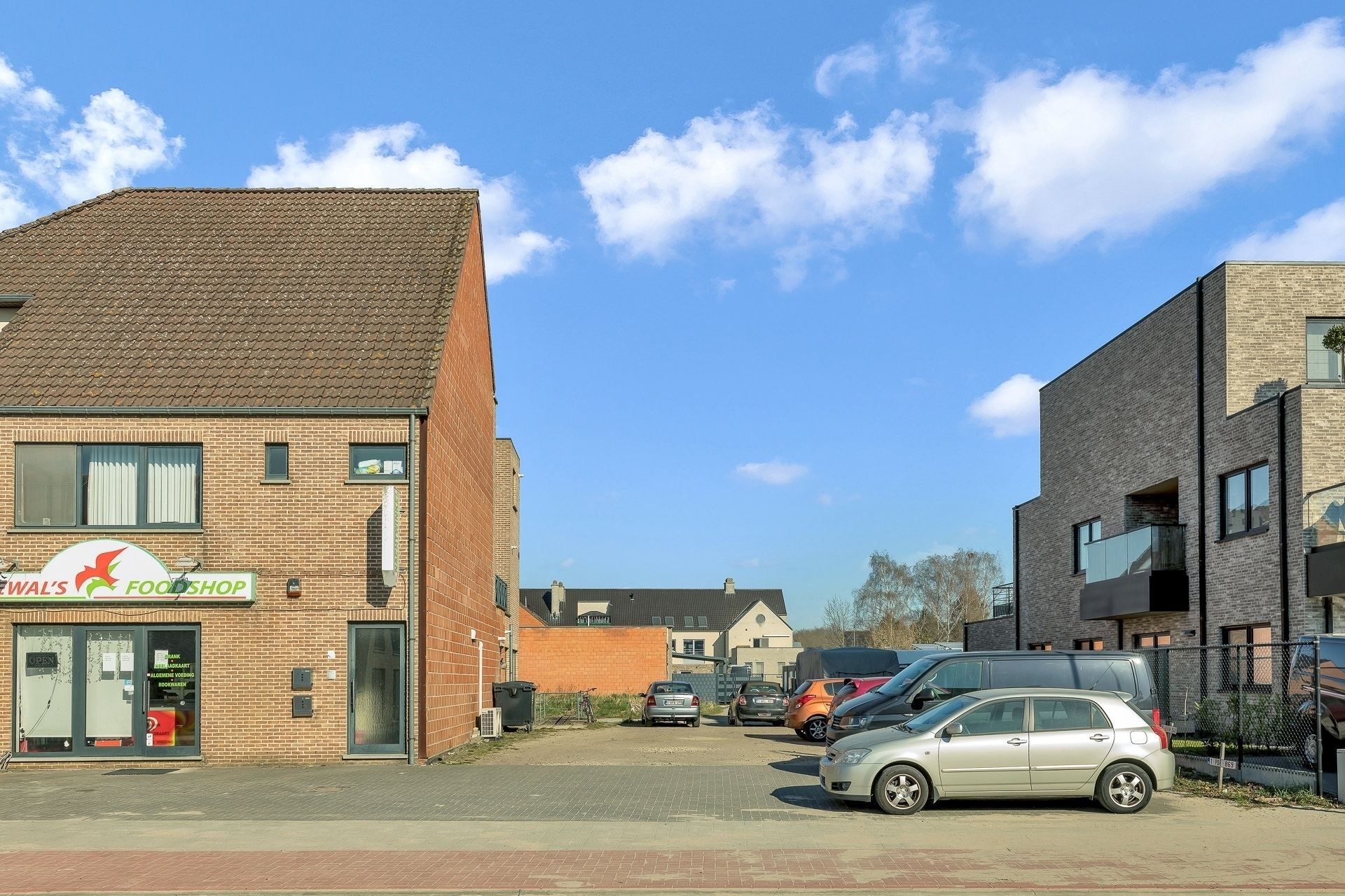 Opbrengsteigendom met 4 verhuurde appartementen en bouwgrond foto 32