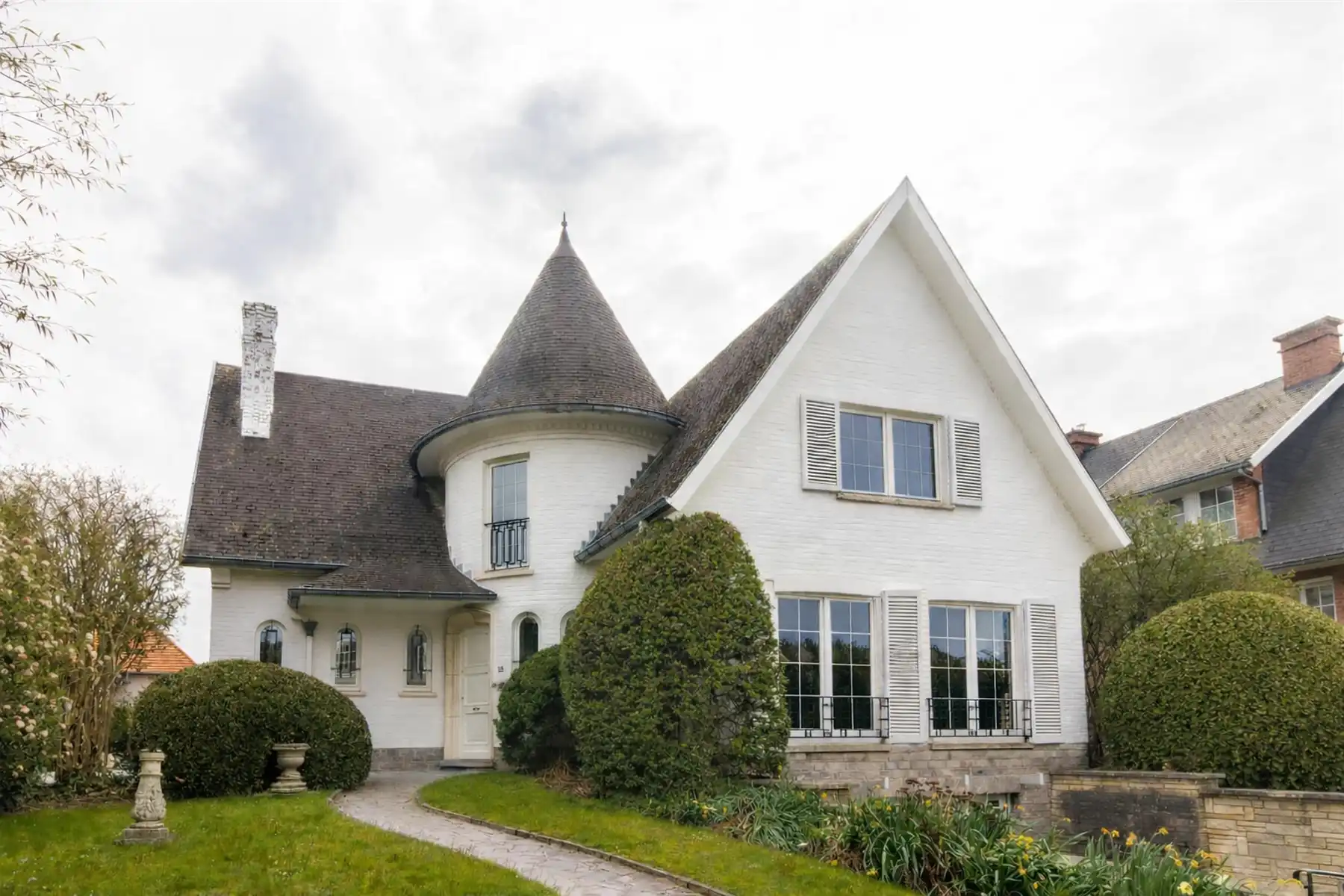 Villa te huur foto {{pictureIndex}}