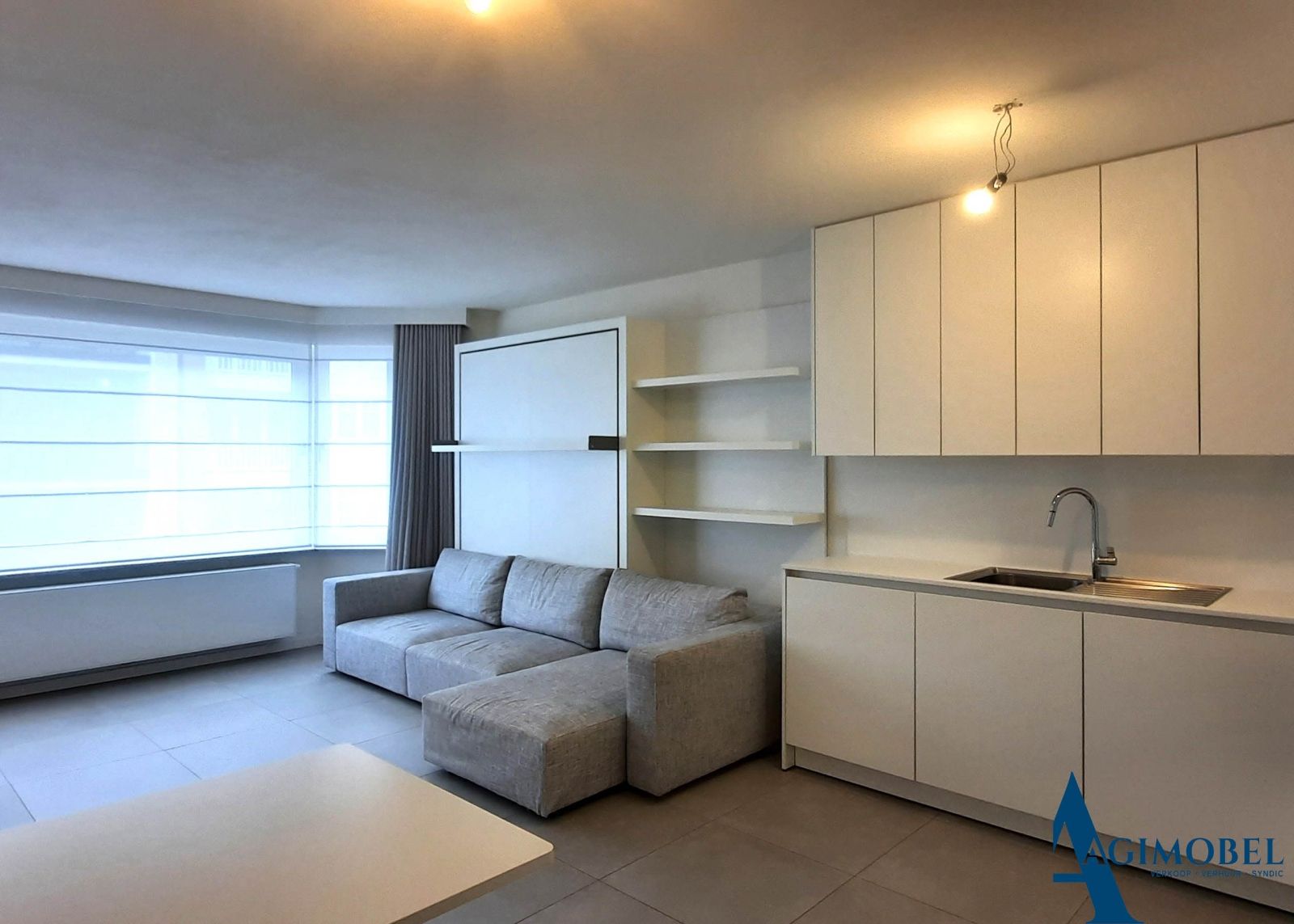 Magnifieke studio op de Parmentierlaan te Knokke foto {{pictureIndex}}
