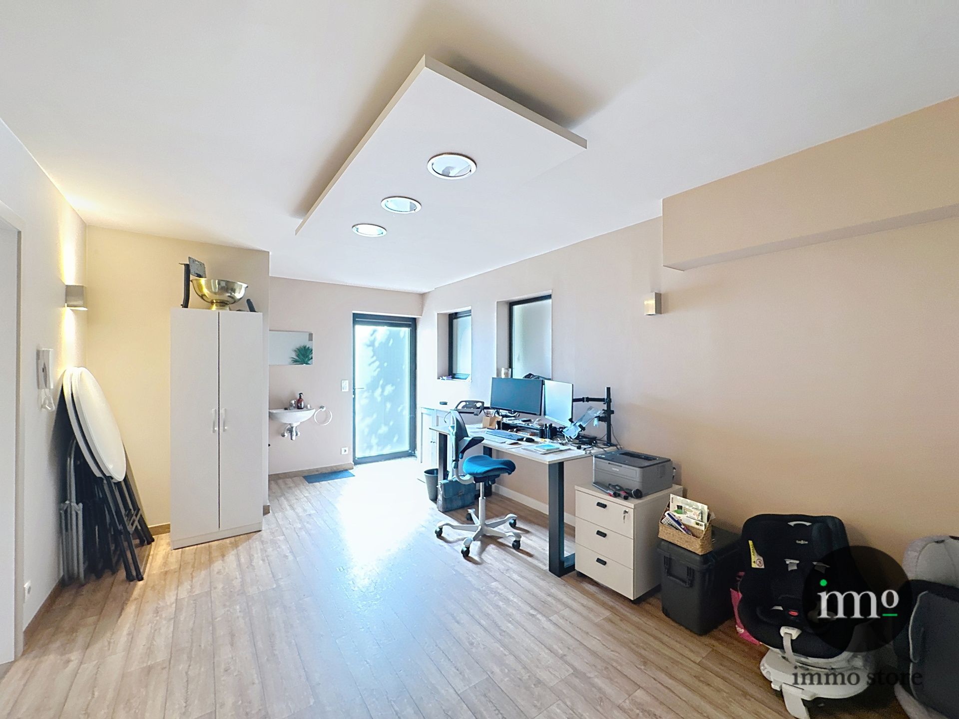 Gerenoveerd herenhuis met praktijkruimte/kangoeroewonen. foto 24