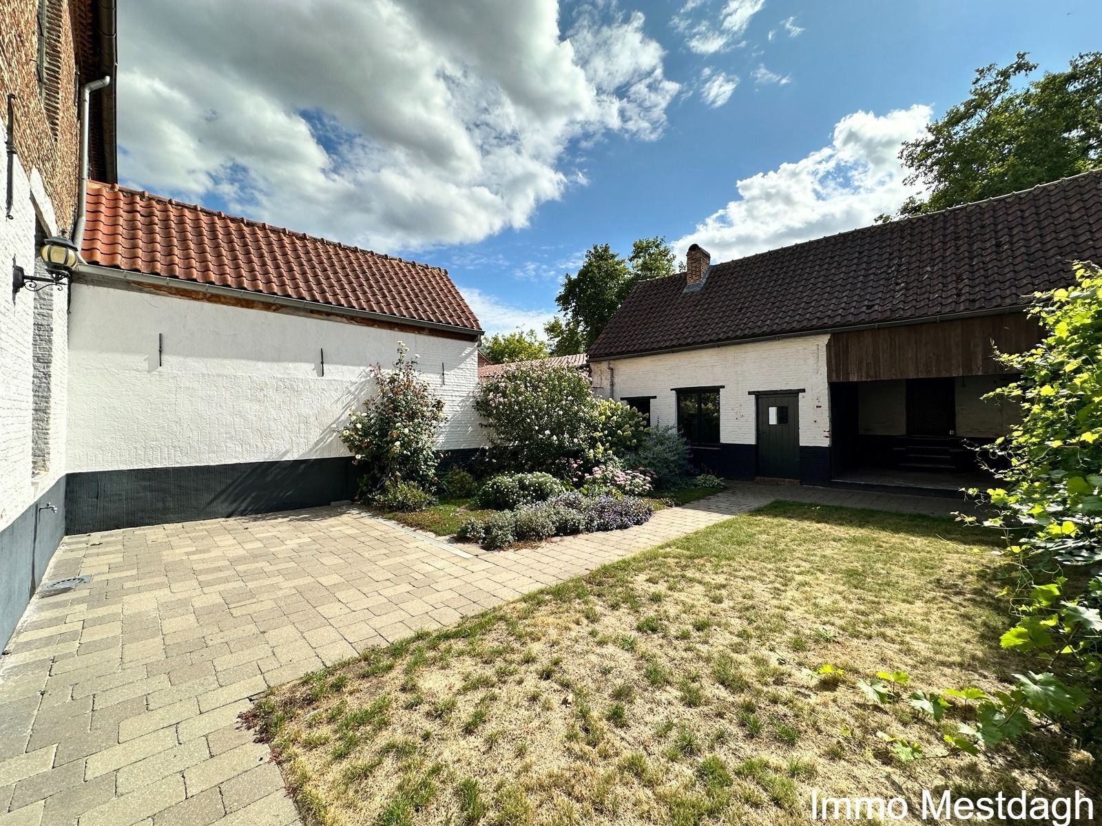 ERFPACHT: Pittoresk gelegen en gerenoveerde Begijnhofwoning met stadstuin. foto 21