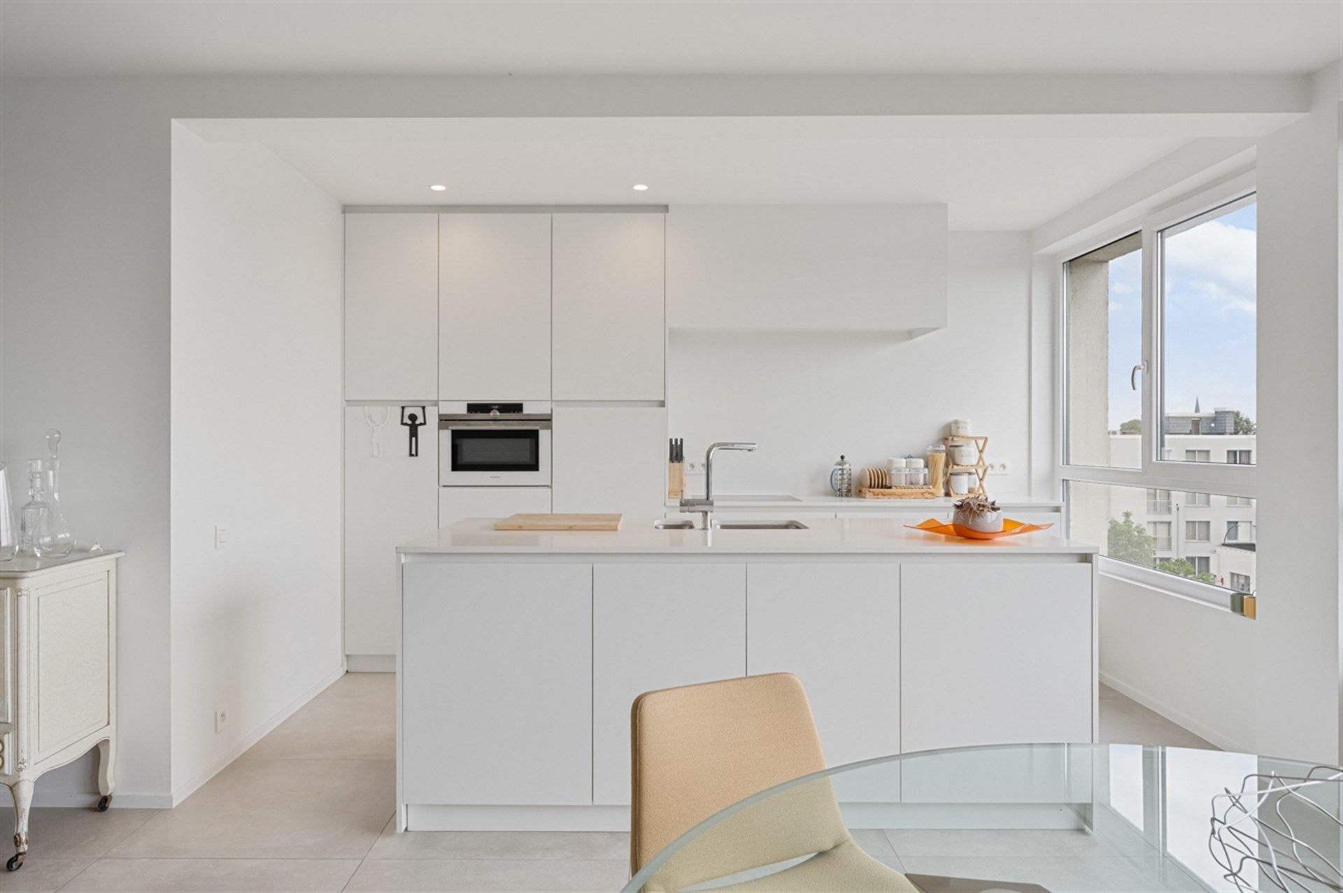 Ruim en stijlvol appartement met terras en prachtig uitzicht in hartje Aalst foto 7