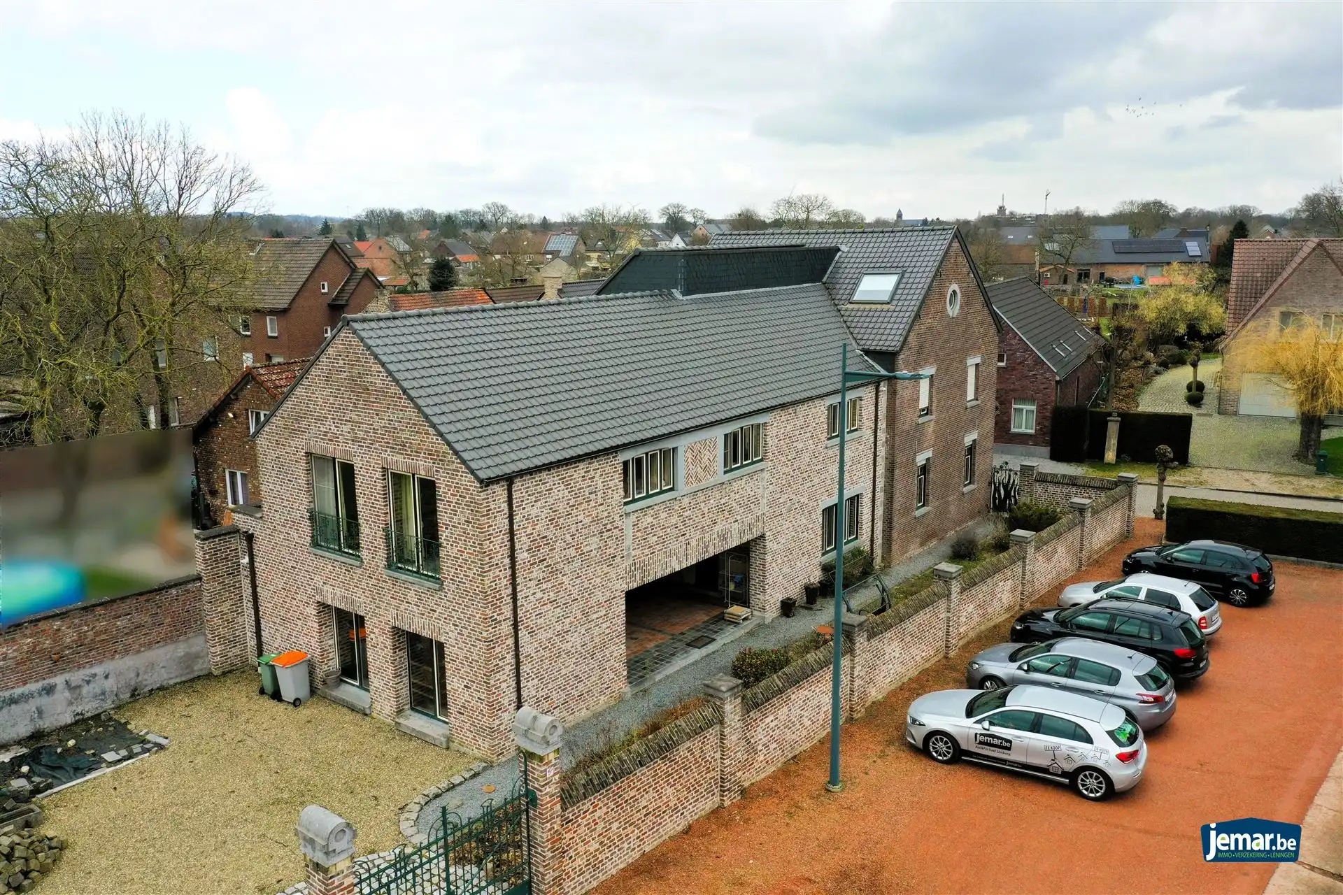 Ruim en karaktervol appartement van 190m² in het charmante Maasdorp Vucht! foto 13