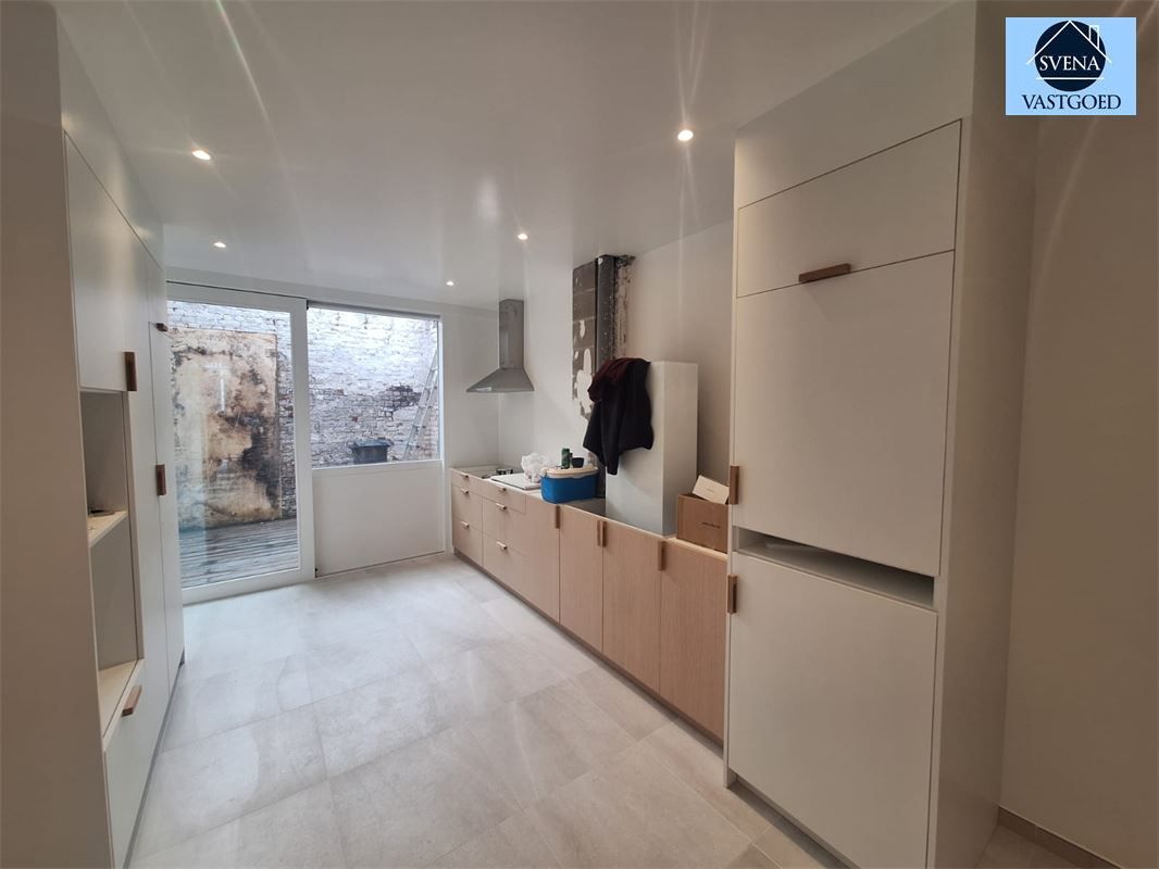 Volledig energetisch gerenoveerde woning te huur foto 2
