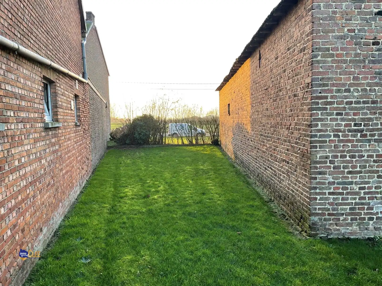 Prachtige vierkantshoeve gelegen in het landelijke Geetbets.  foto 8