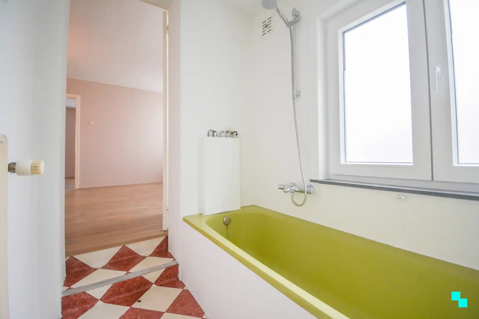 Licht te renoveren HOB te Lichtervelde foto 19