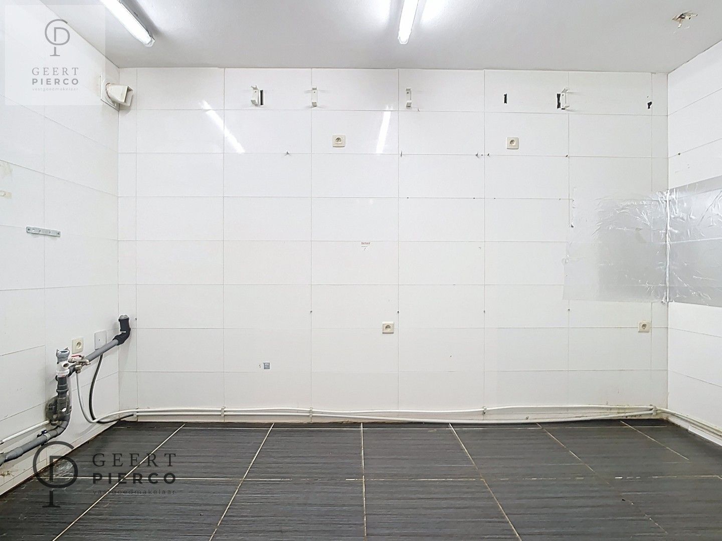 Handelszaak met woonst foto 8