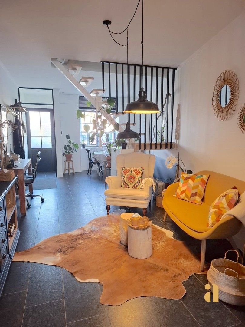 Charmante woning met een groene oase als tuin foto 13