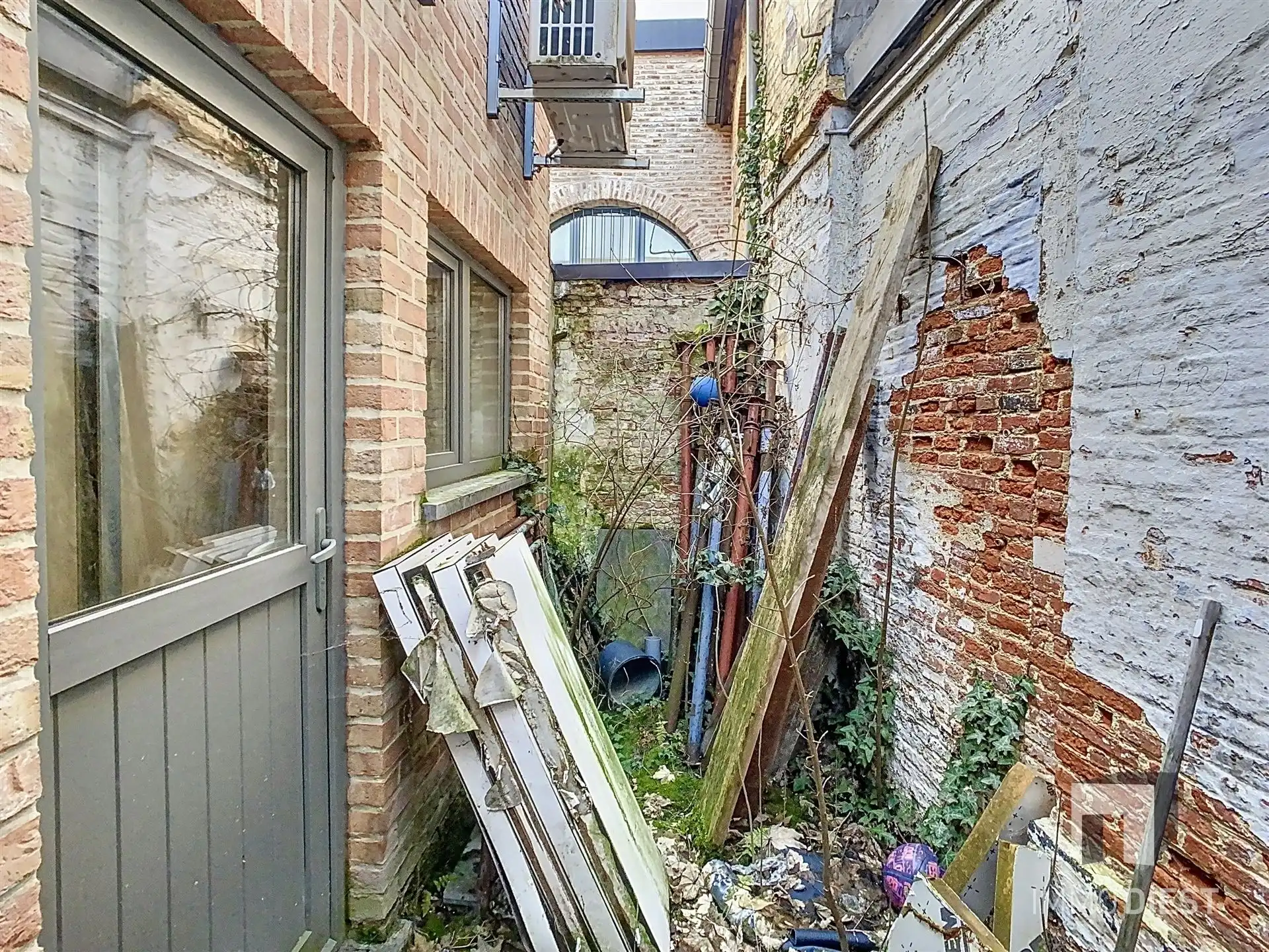 Ca. 200m² gelijkvloerse winkelruimte - uw conceptstore in het centrum van Diest foto 31