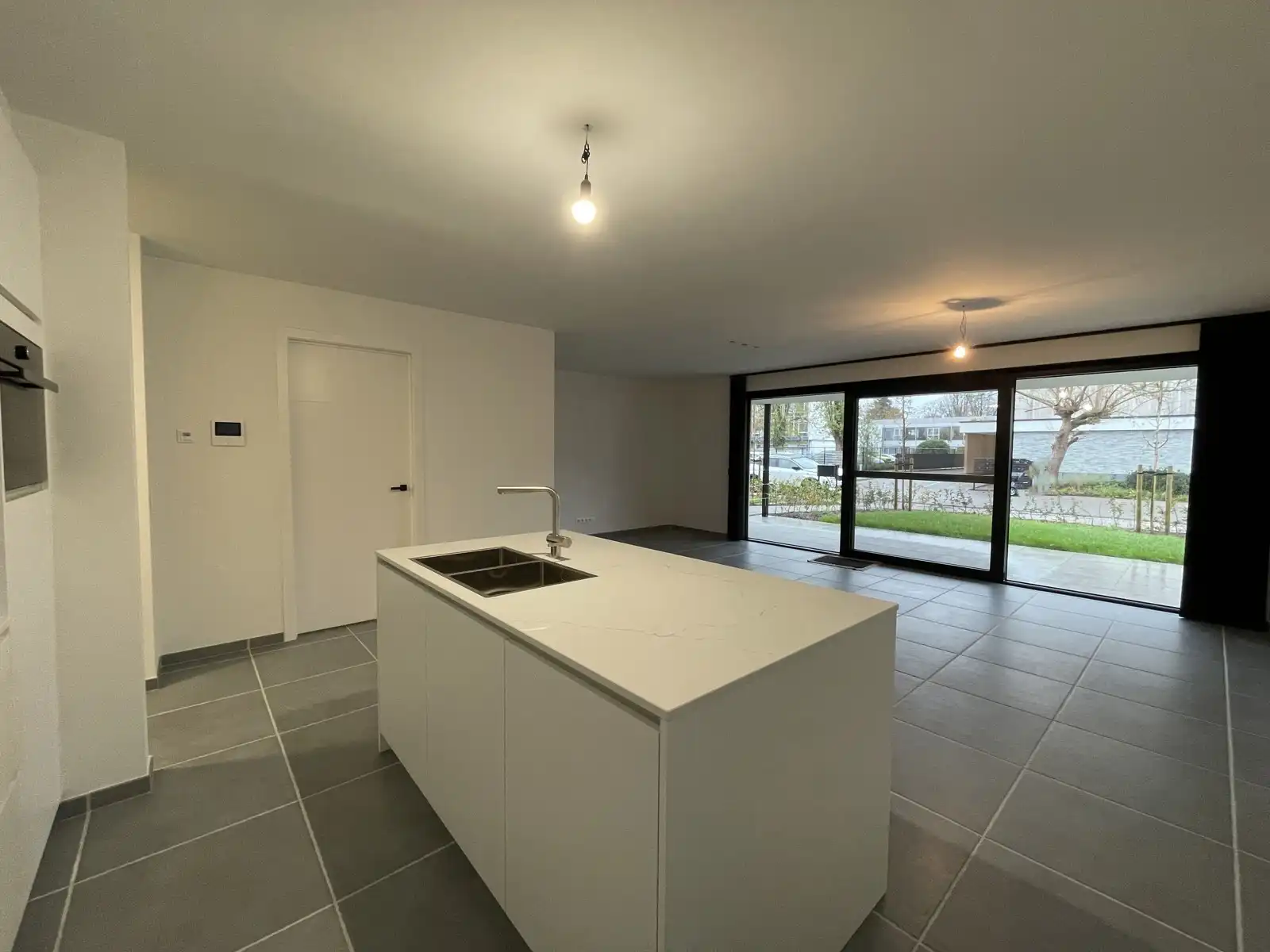 Gelijkvloers 2 slpk BEN appartement in centrum Bree foto 3