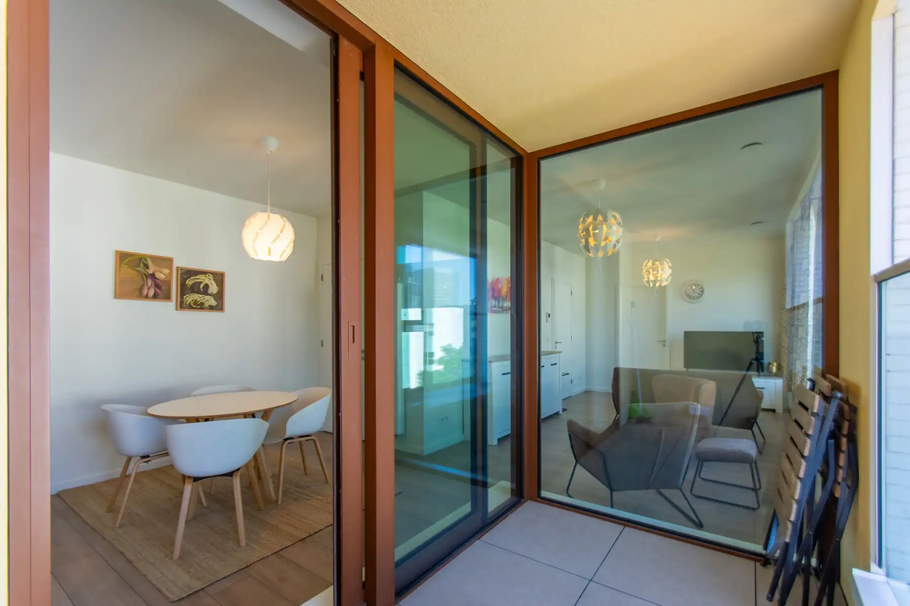Prachtig gemeubeld 1-kamer appartement met TERRAS foto 7