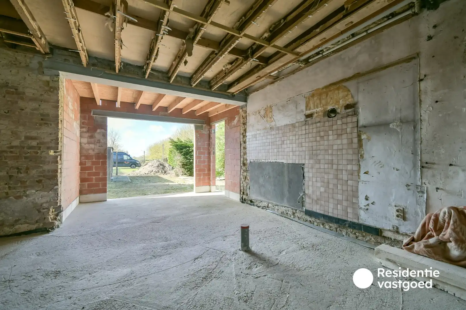 Landelijk gelegen woning in Kortemark! foto 5