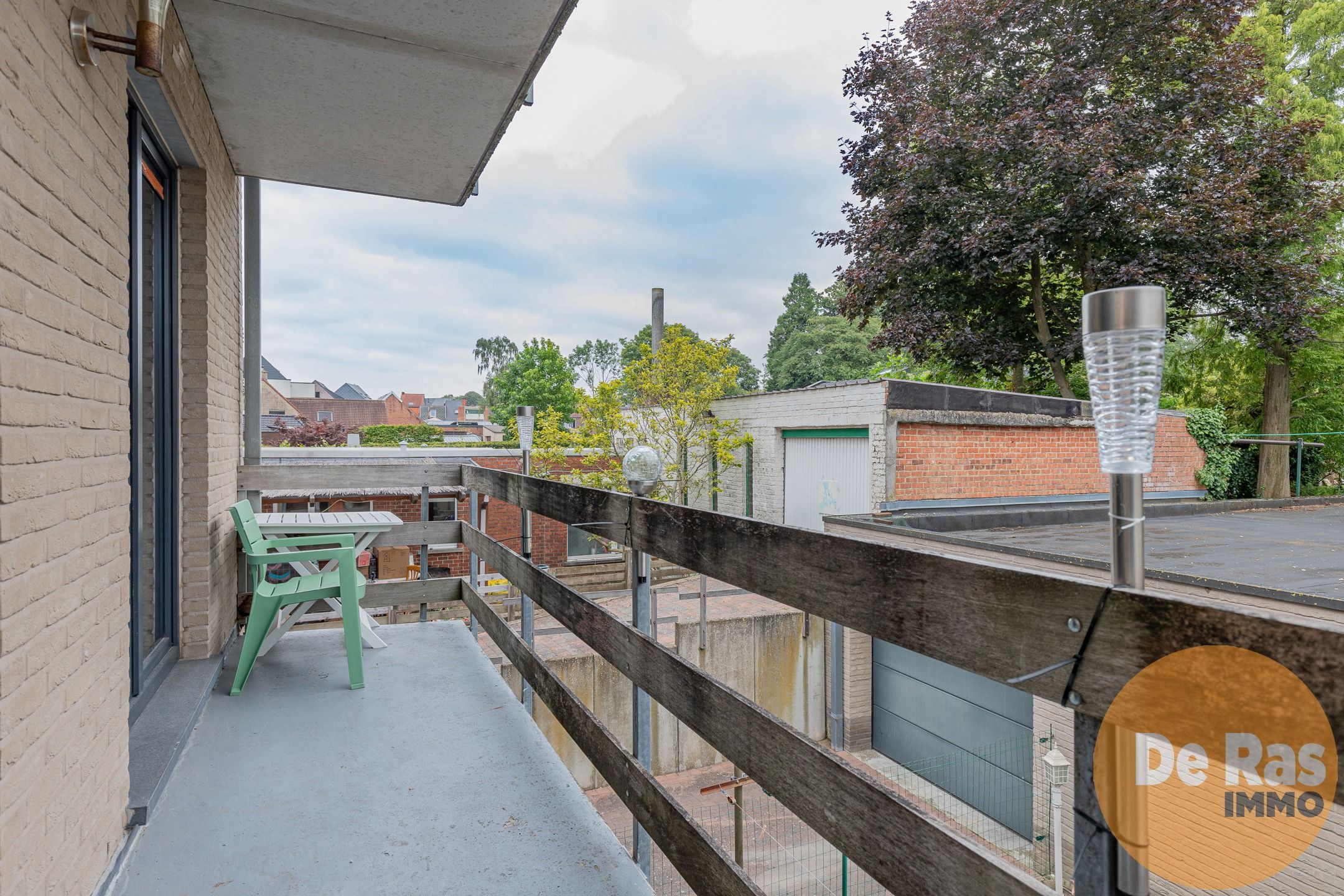 WETTEREN - Appartement nabij station met 2 slaapkamers foto 9