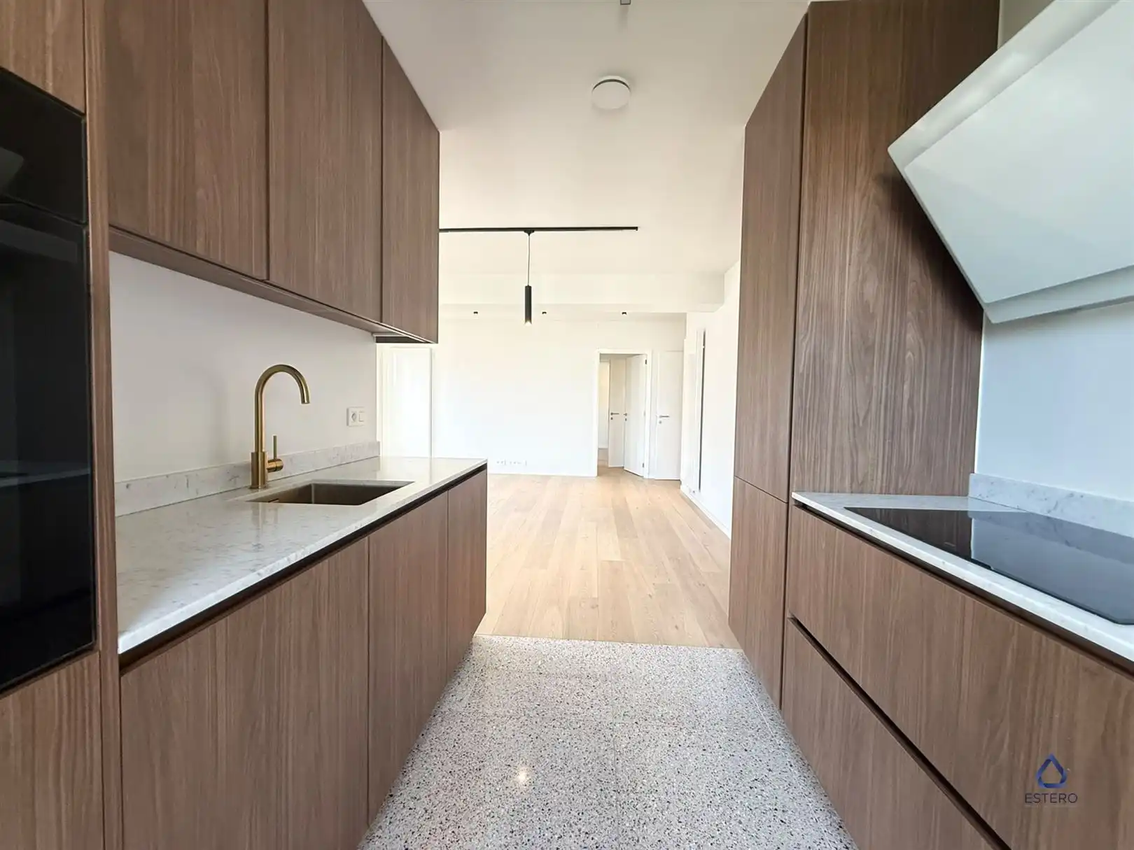 Modern 2-slaapkamerappartement te huur nabij Tour & Taxis foto 6