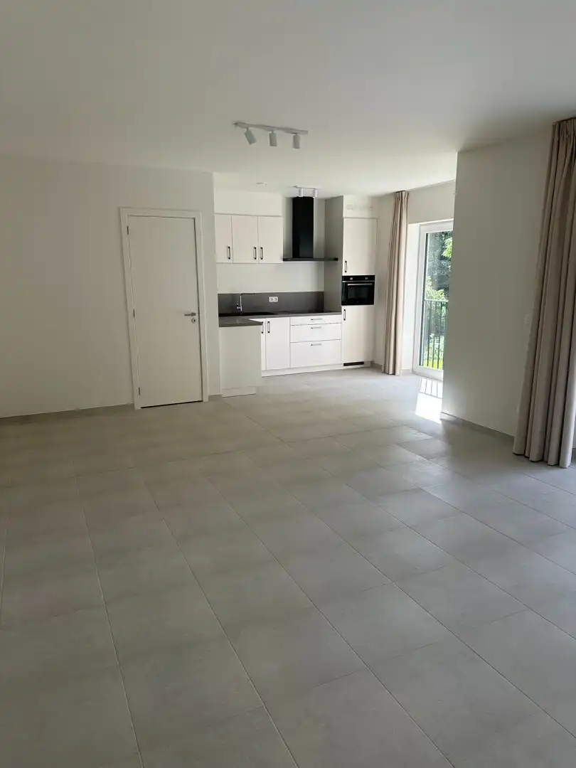 Stijlvol & Duurzaam Wonen in Koningslo: Ruim 2-Slaapkamerappartement foto 3