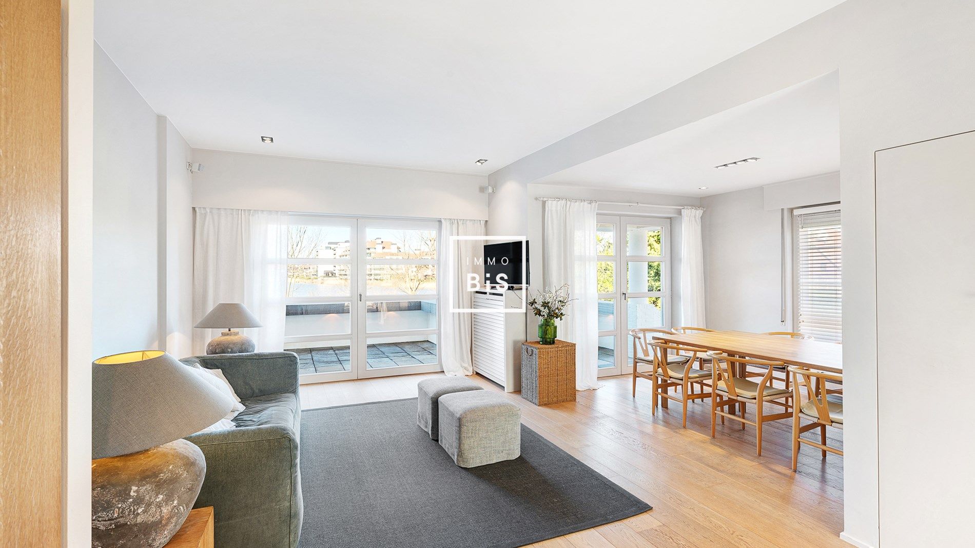 Parel van een villa rechtstreeks verbonden met het Zegemeer van Knokke  foto 5