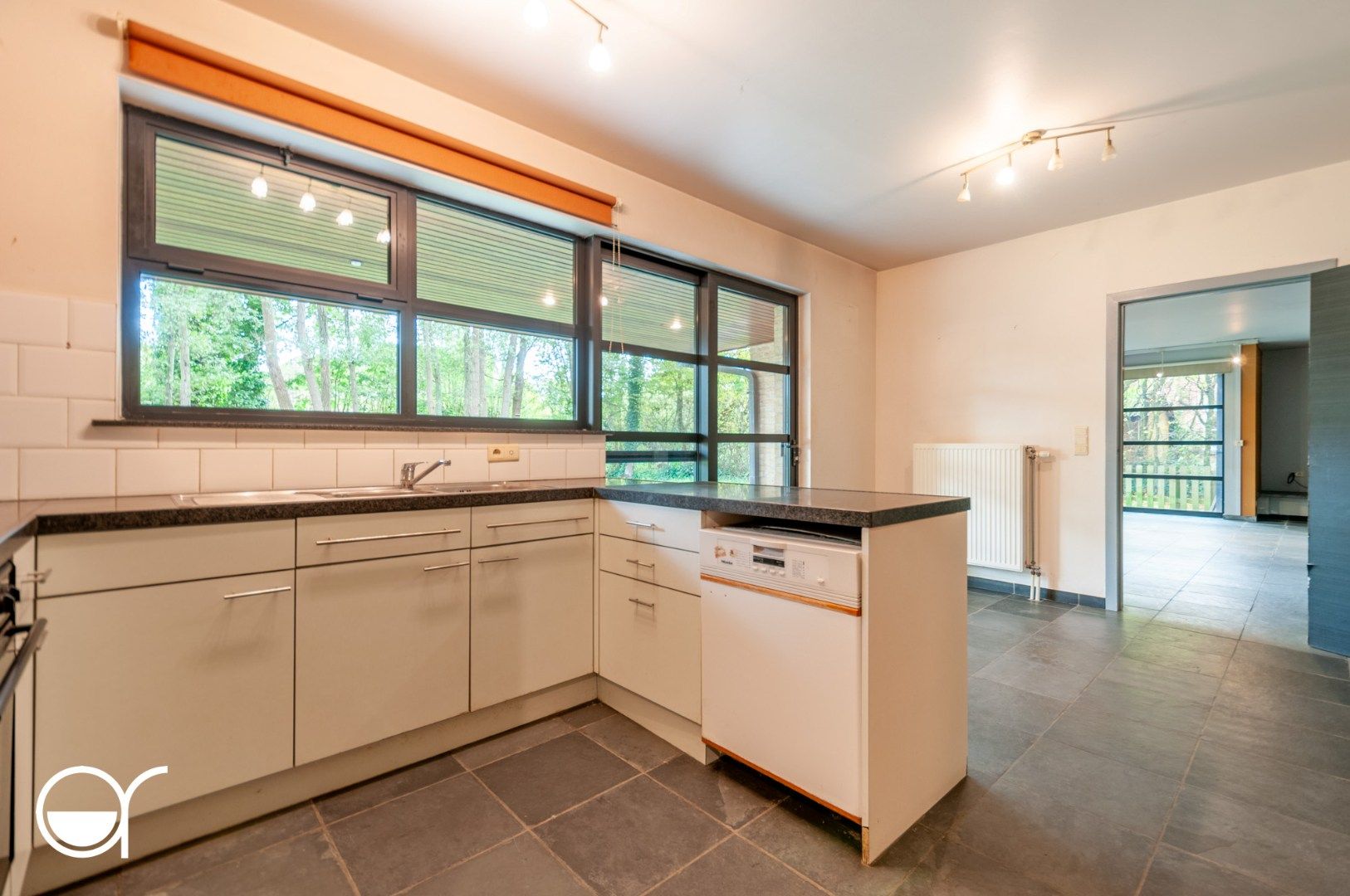 Rustig gelegen villa met 4 slaapkamers foto 7