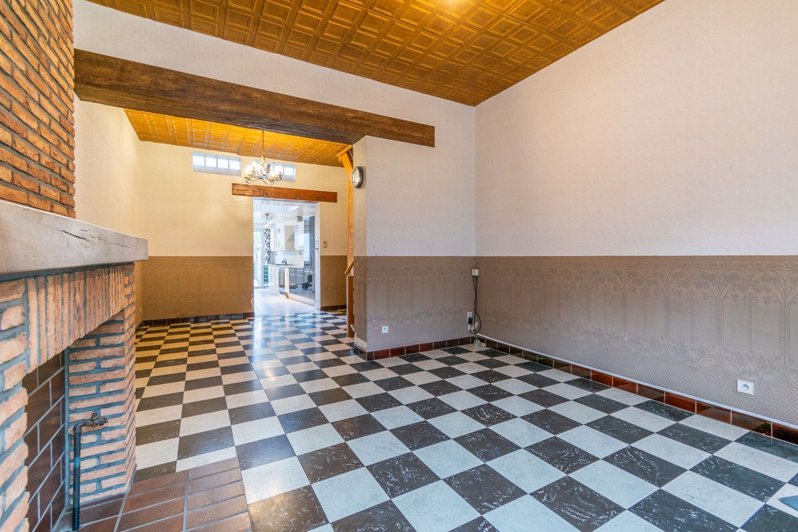 TOPLIGGING: WONING MET 3 SLAAPKAMERS + TUIN ! foto 4