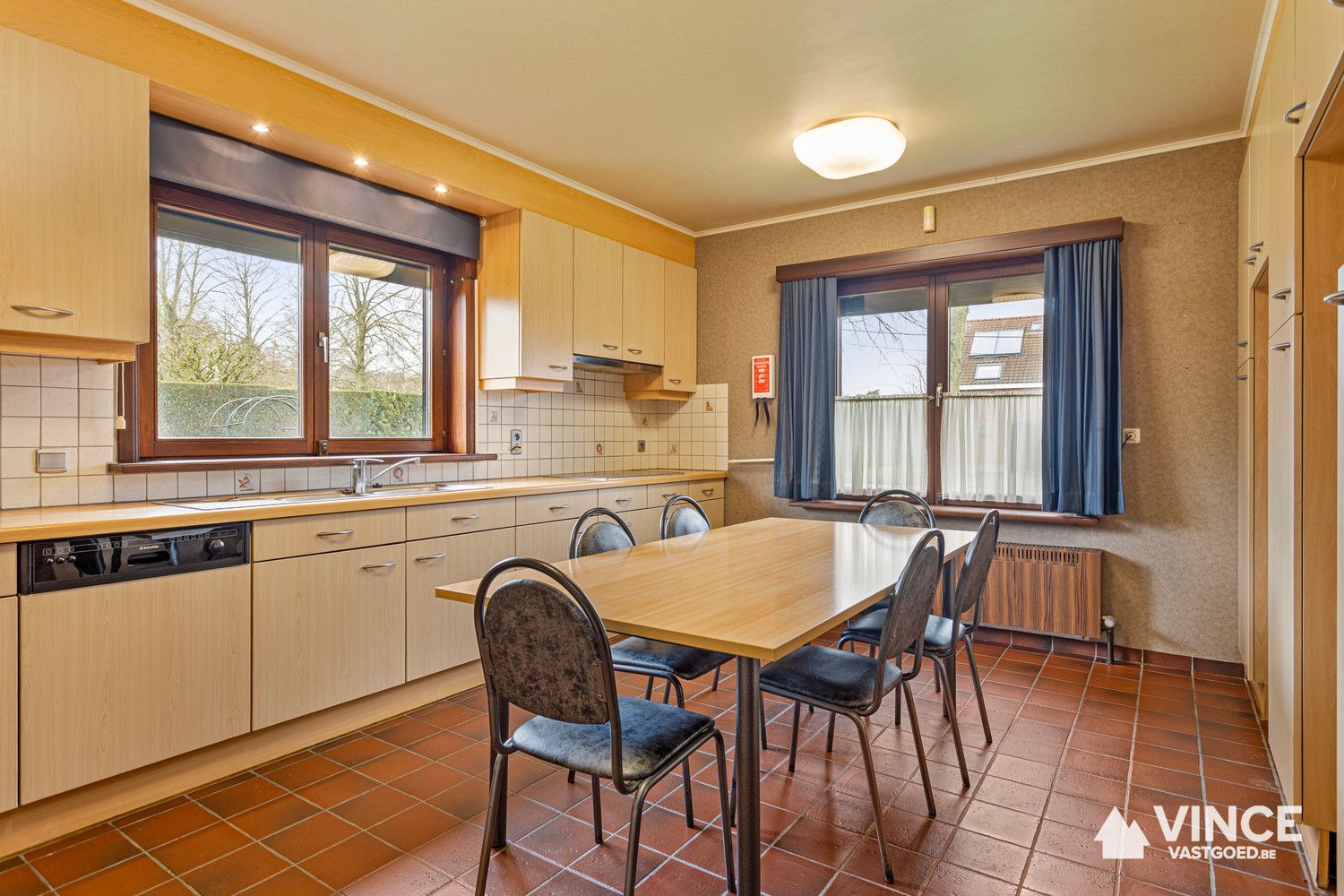 Gelijkvloerse woning in hoevestijl met veel uitbreidingsmogelijkheden foto 9
