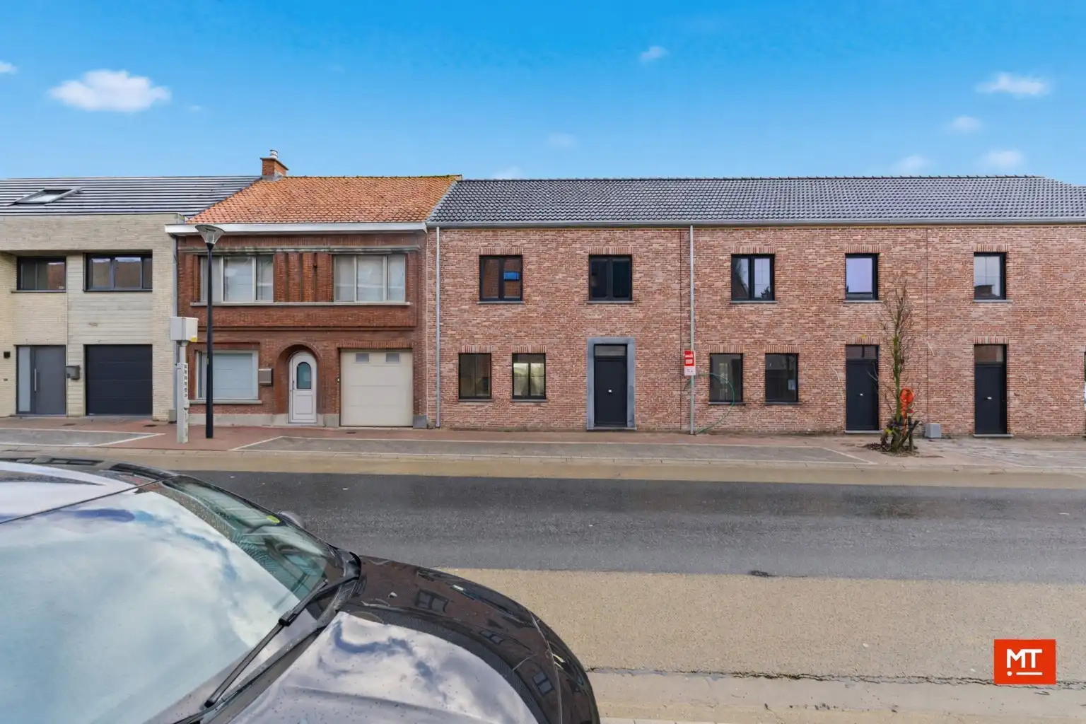 Huis te koop foto {{pictureIndex}}