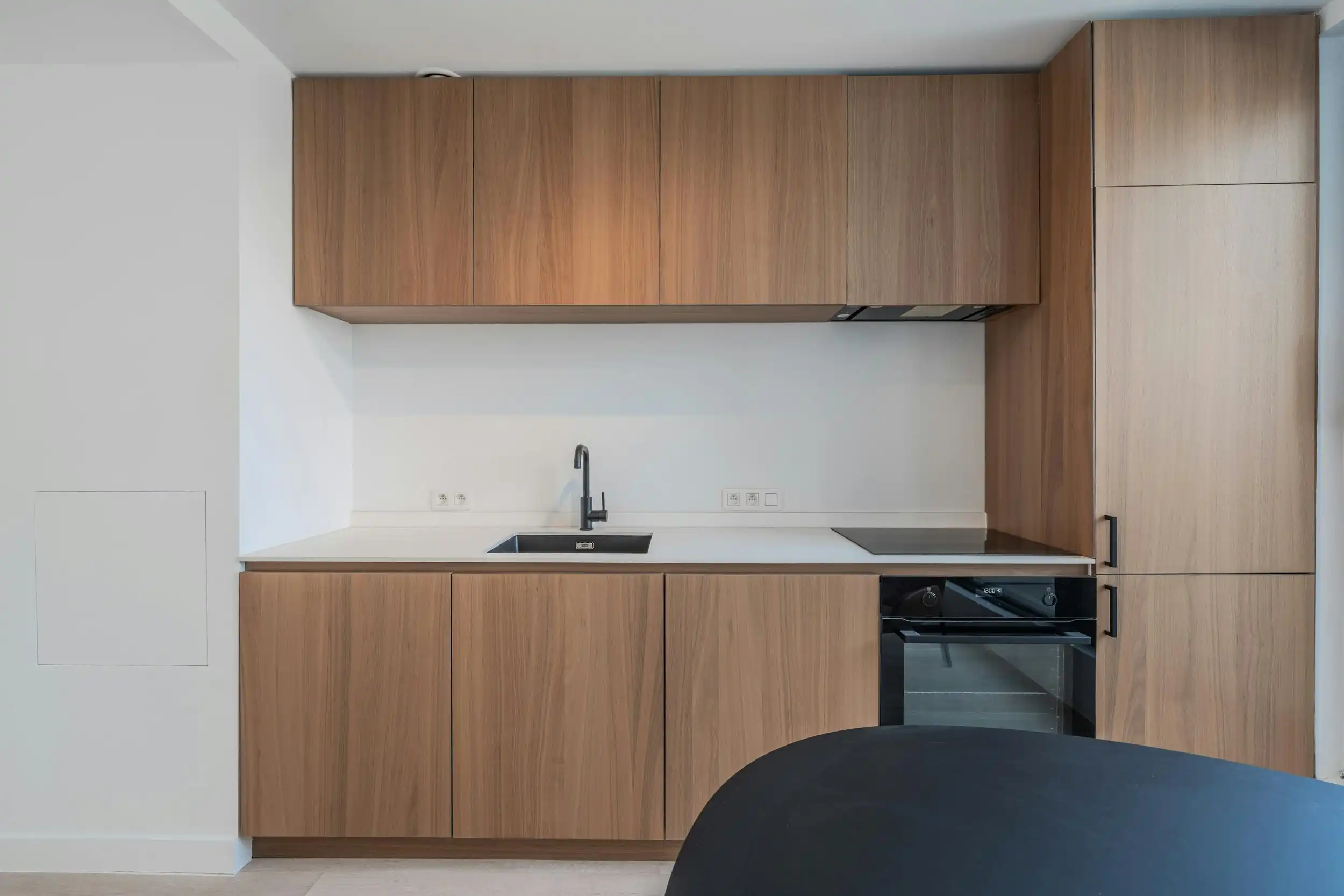 Magnifiek gerenoveerd duplexappartement te Oostende foto 4