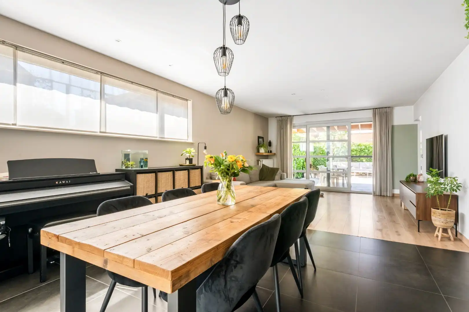 Halfopen woning met 3 slaapkamers, garage en tuin in Ardooie foto 2