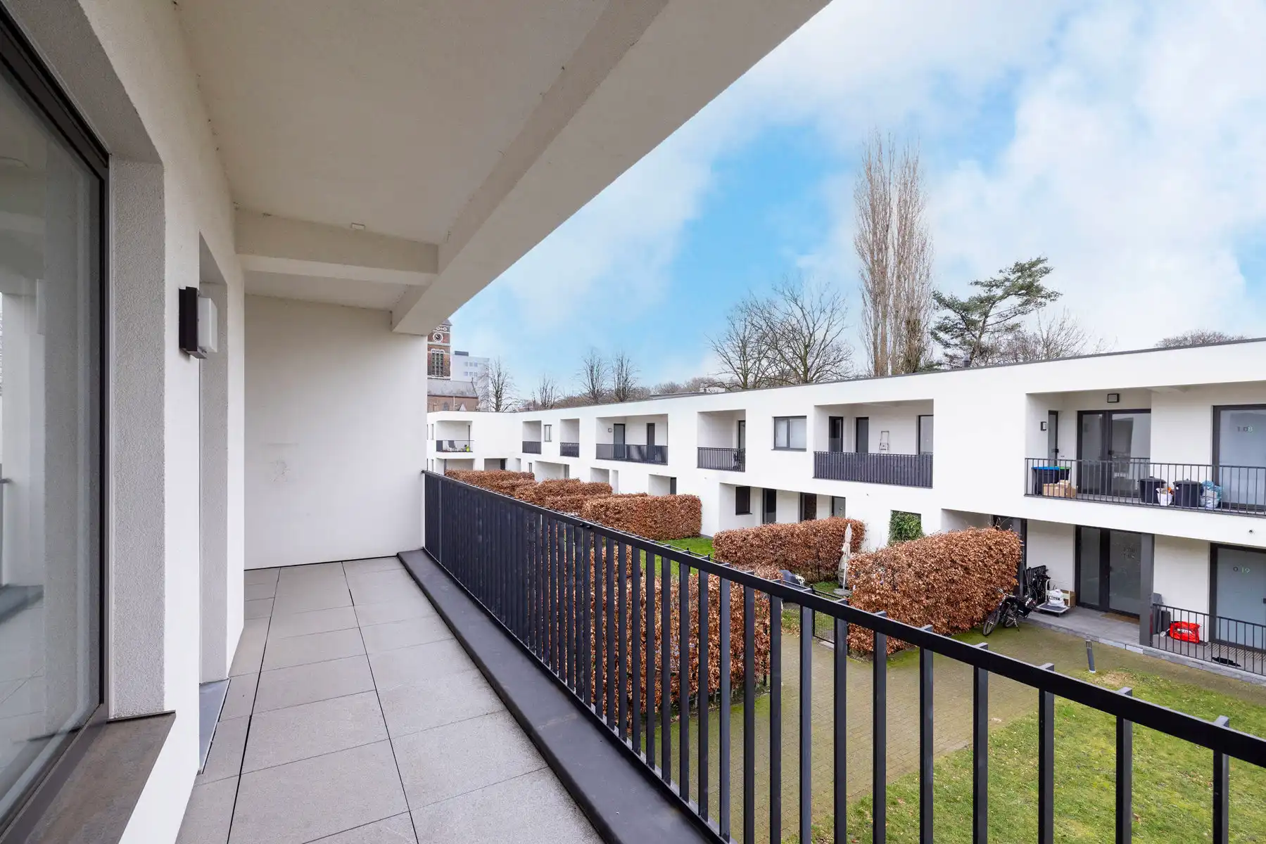 Mooi app. op leuke locatie, momenteel verhuurd! foto 15