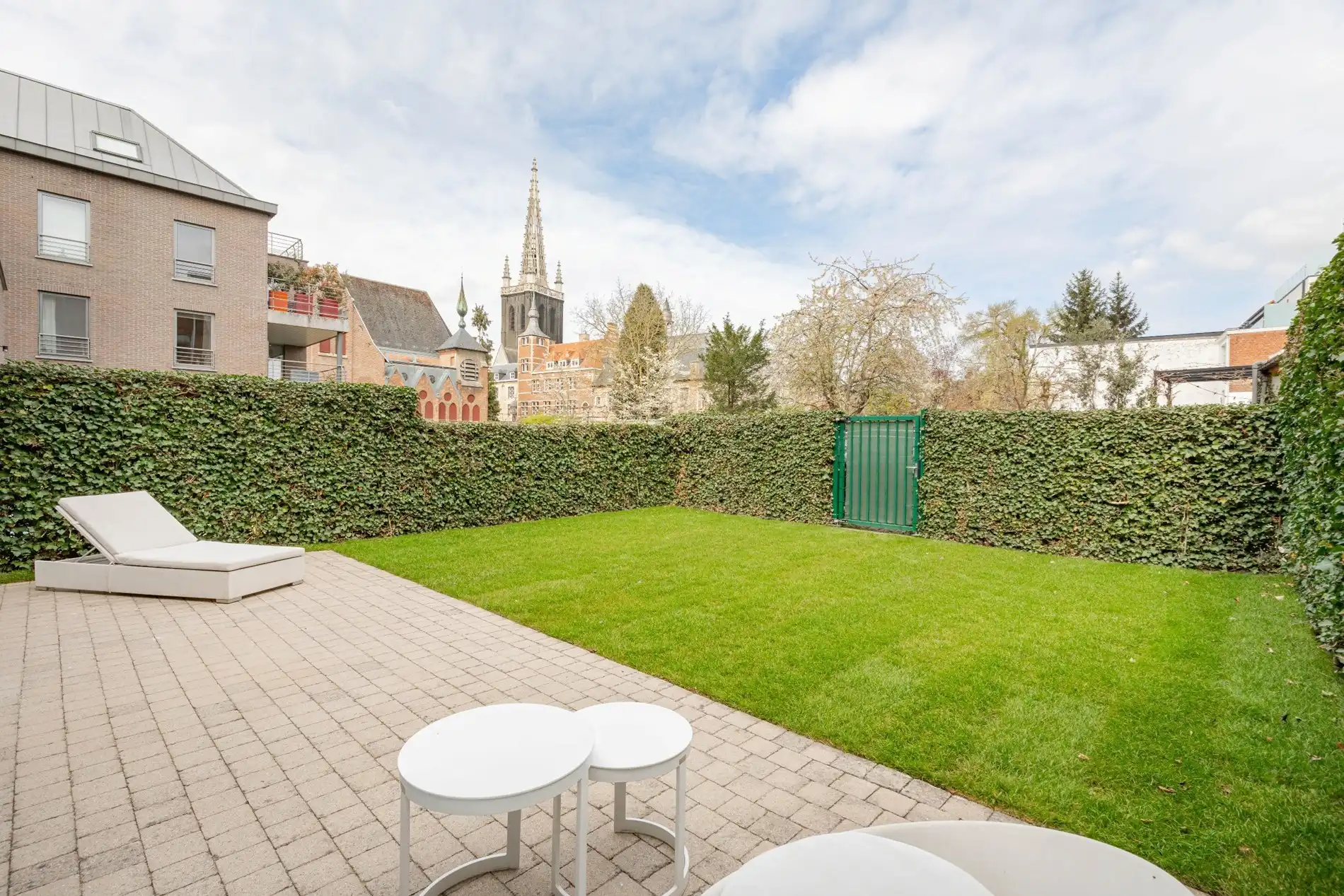 Schitterend  appartement met tuin op toplocatie!  foto 6