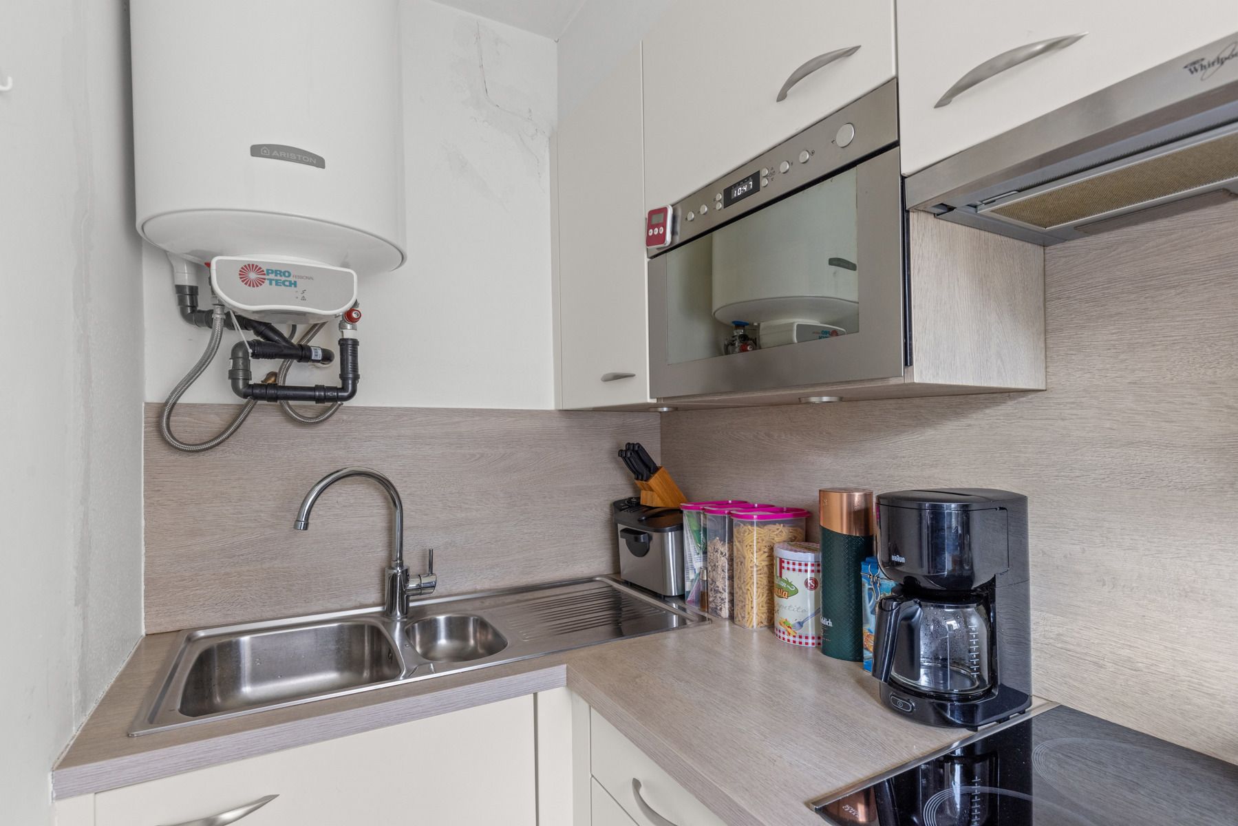 Instapklare studio te koop in residentie Astrid!  foto 7