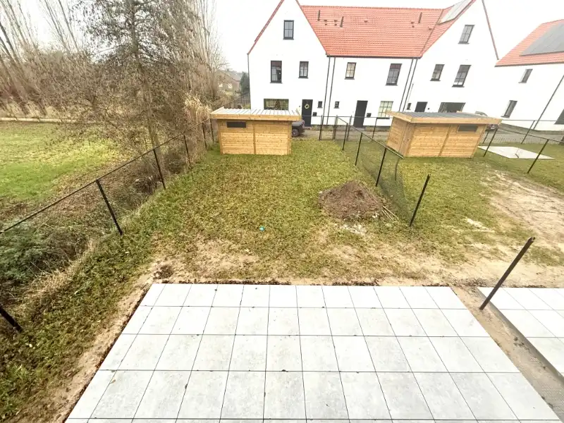 Ruime nieuwbouwwoning met 3 slaapkamers, tuin en carport foto 23