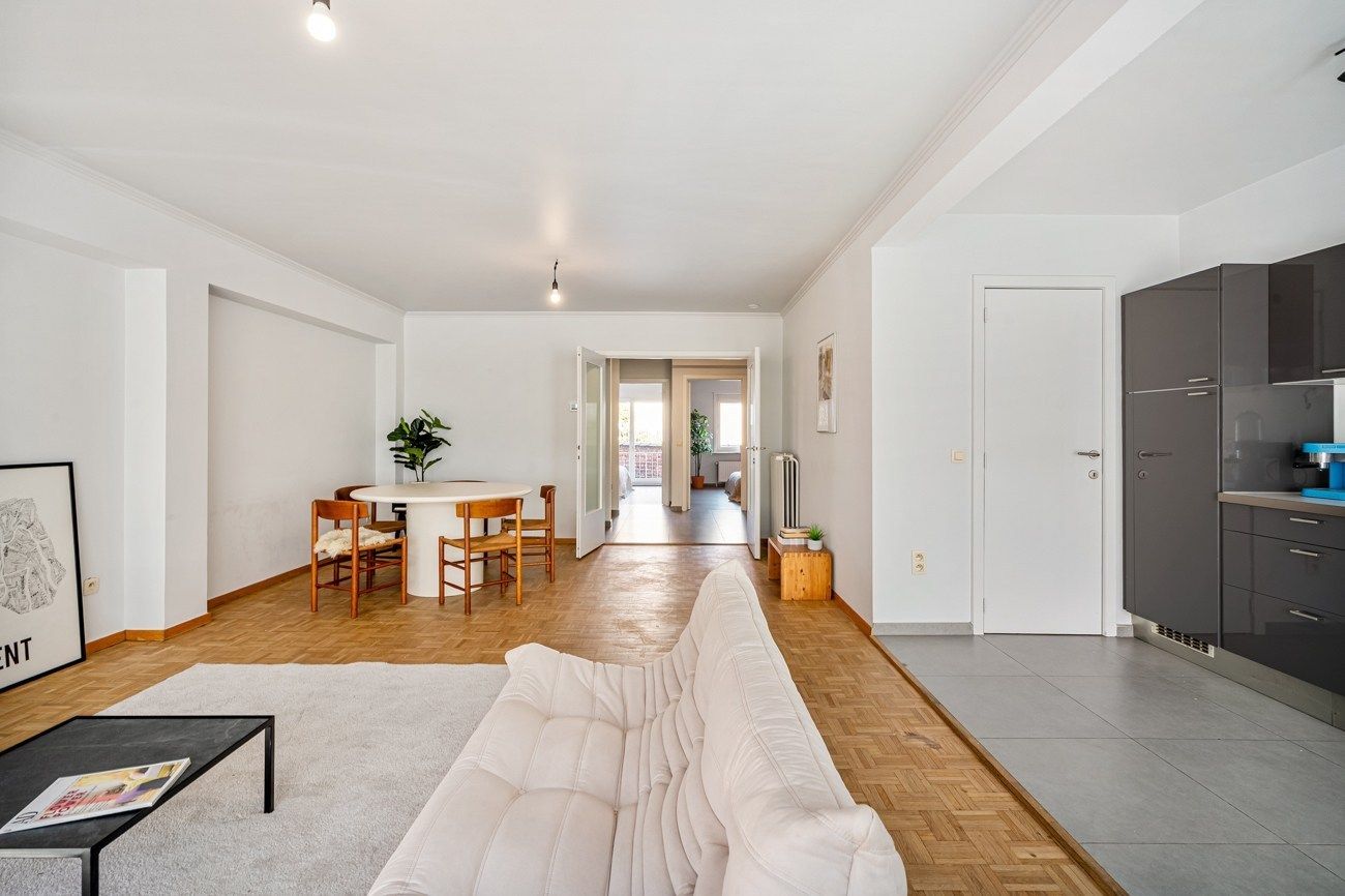 Instapklaar 2-slaapkamer appartement op toplocatie foto 6