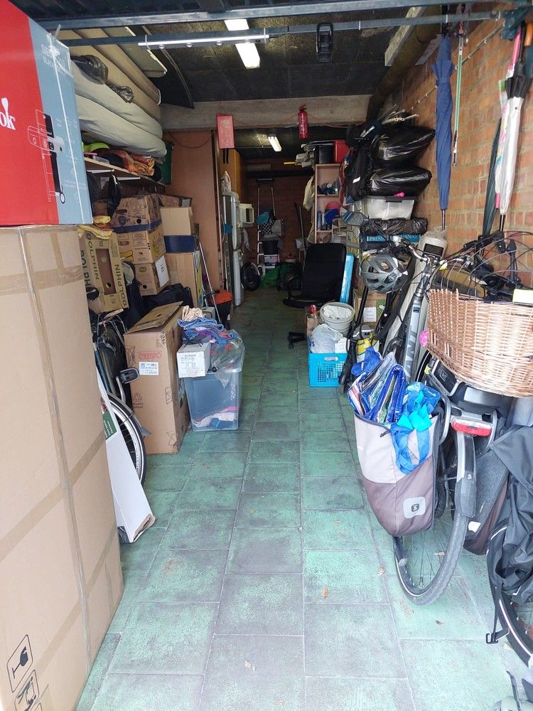Prachtig appartement met 3 slaapkamers, een terras en zeer grote inpandige garage te Deurne! foto 2