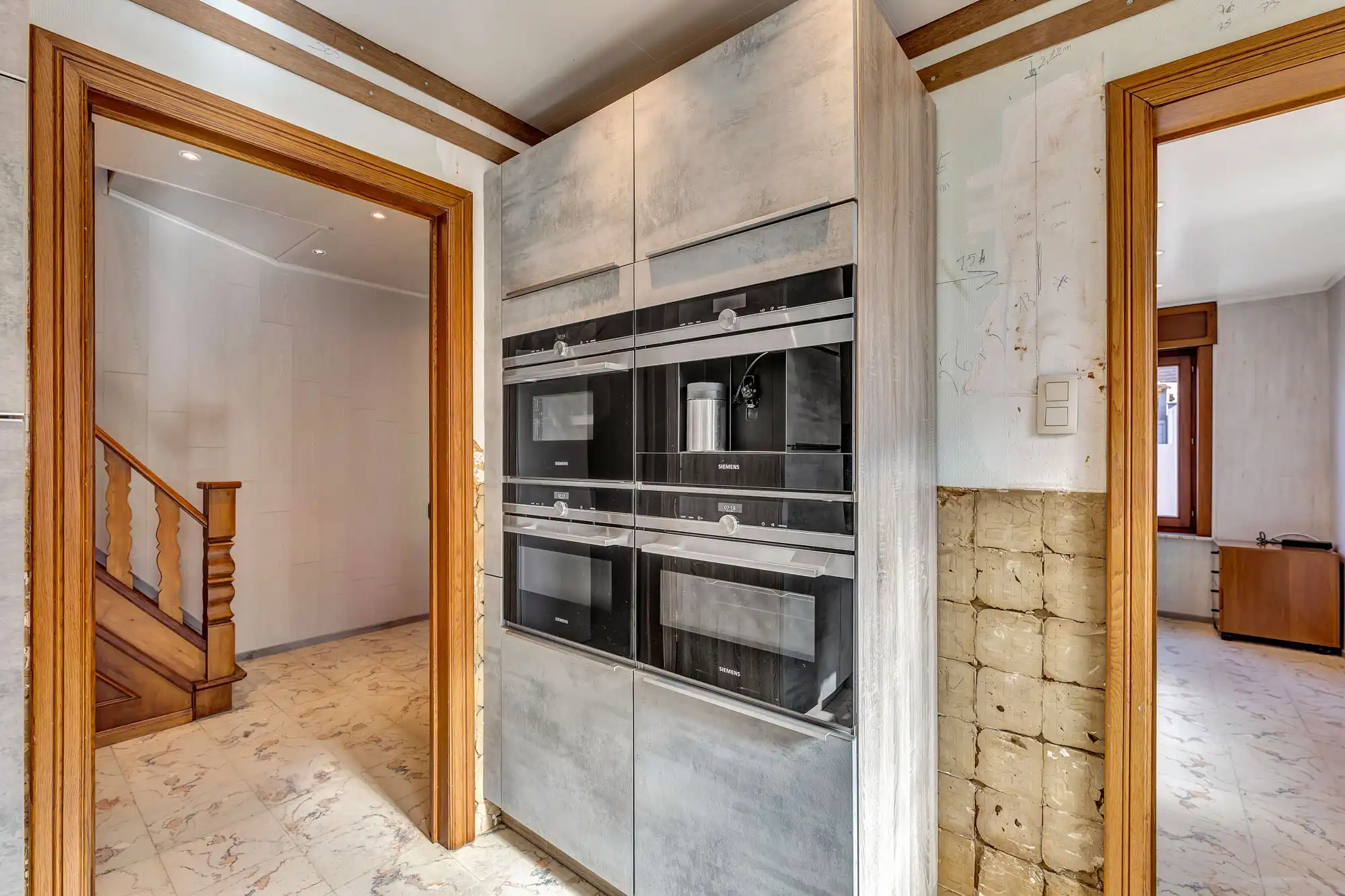 Robuuste woning op ruim perceel foto 9