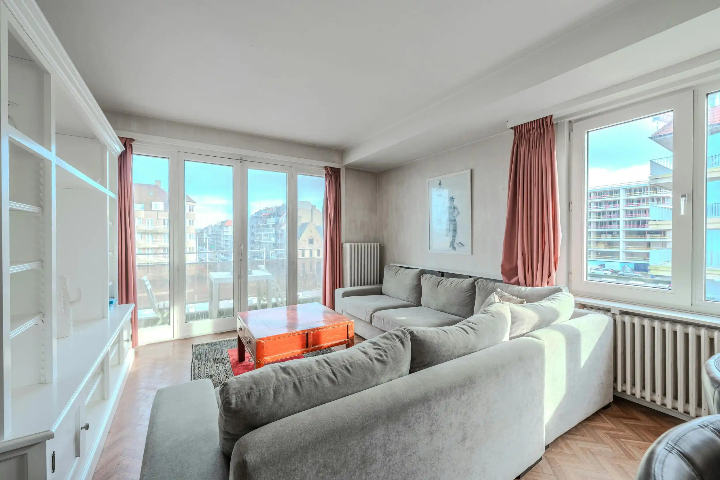 Appartement met 3 slaapkamers en zijdelings zeezicht. foto 3