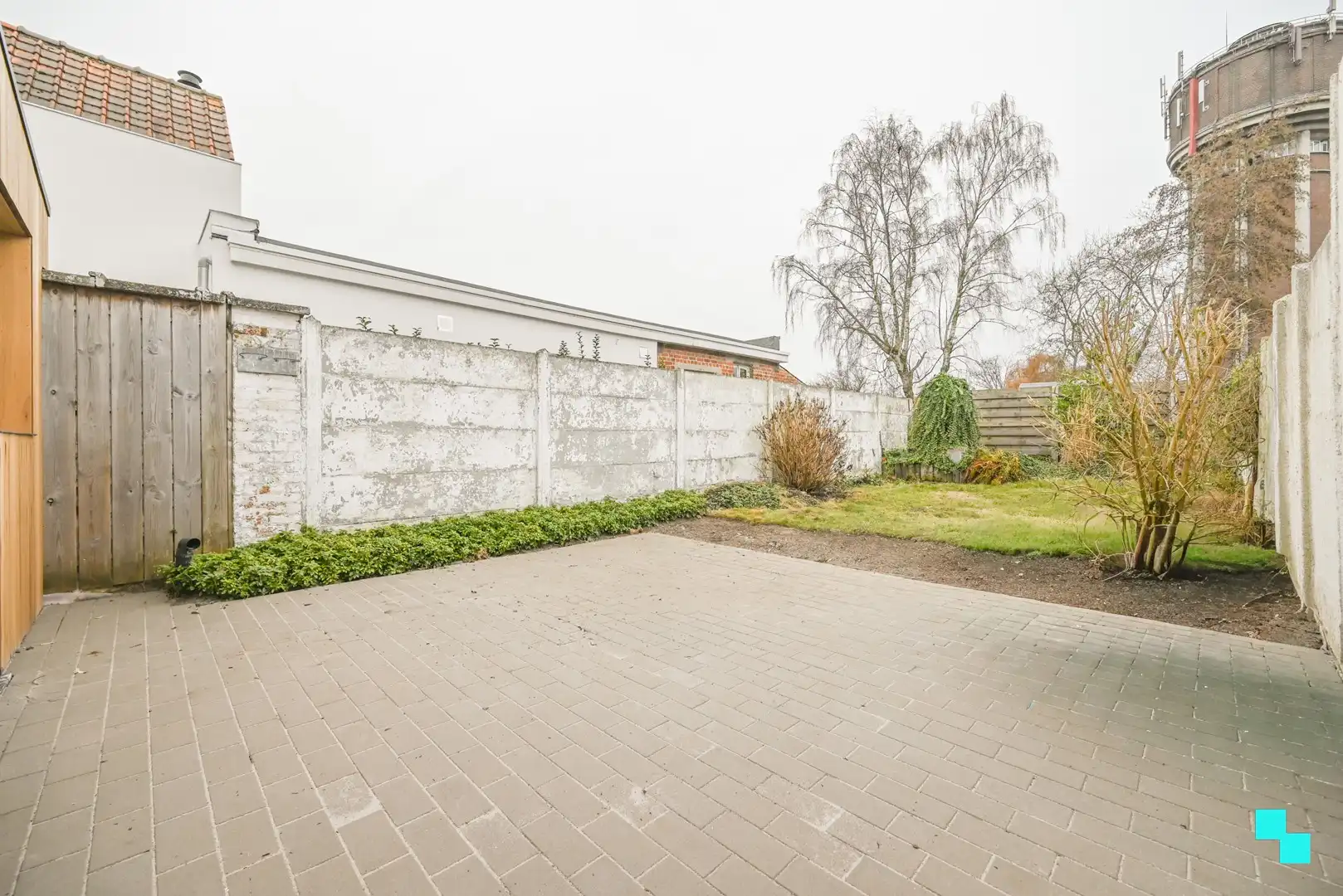 Ruime, instapklare woning met 4 slaapkamers nabij het centrum van Izegem foto 12