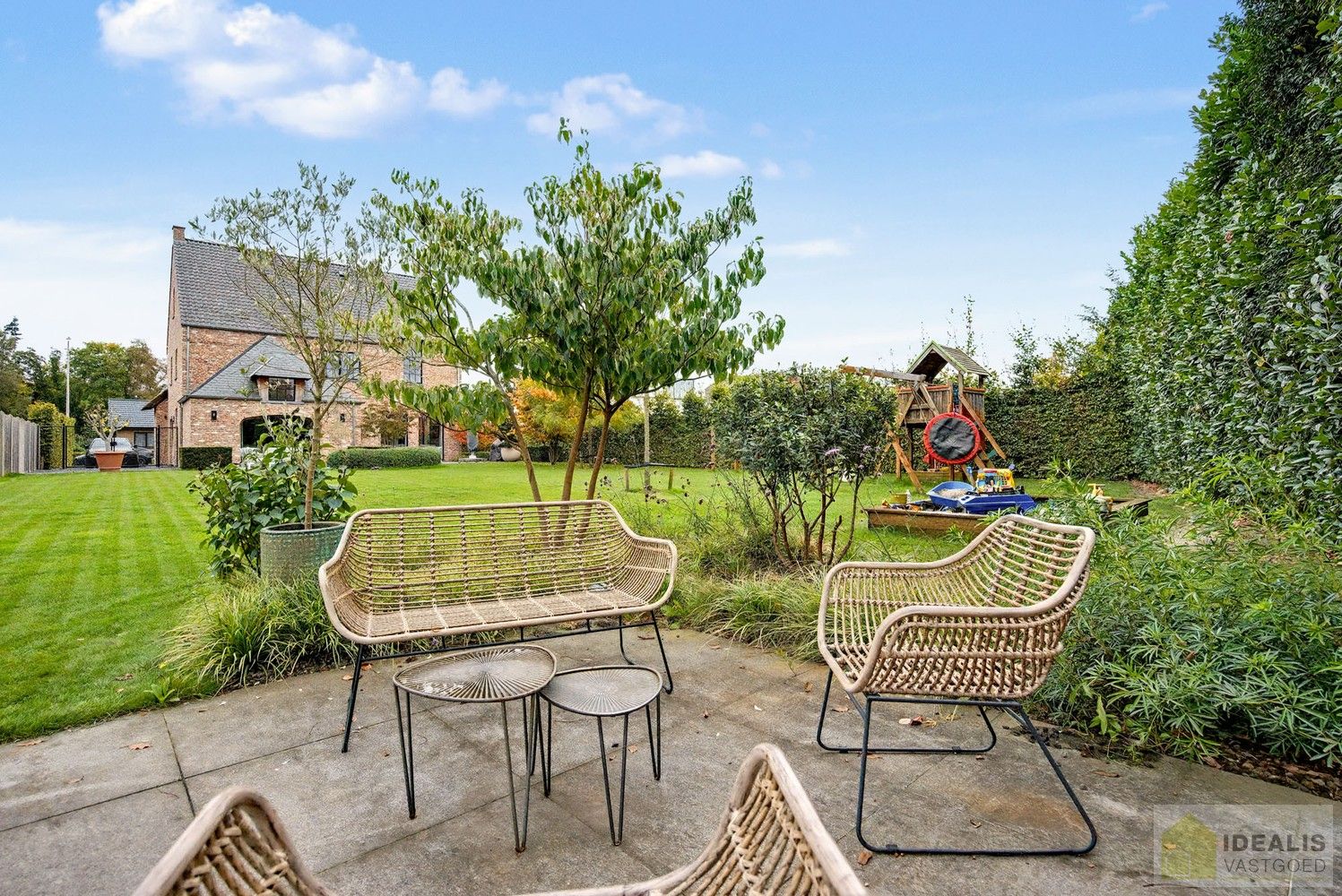 IDEALIS VASTGOED - BIJZONDERE EN HOOGWAARDIG AFGEWERKTE VILLA OP GEGEERDE LOCATIE foto 57