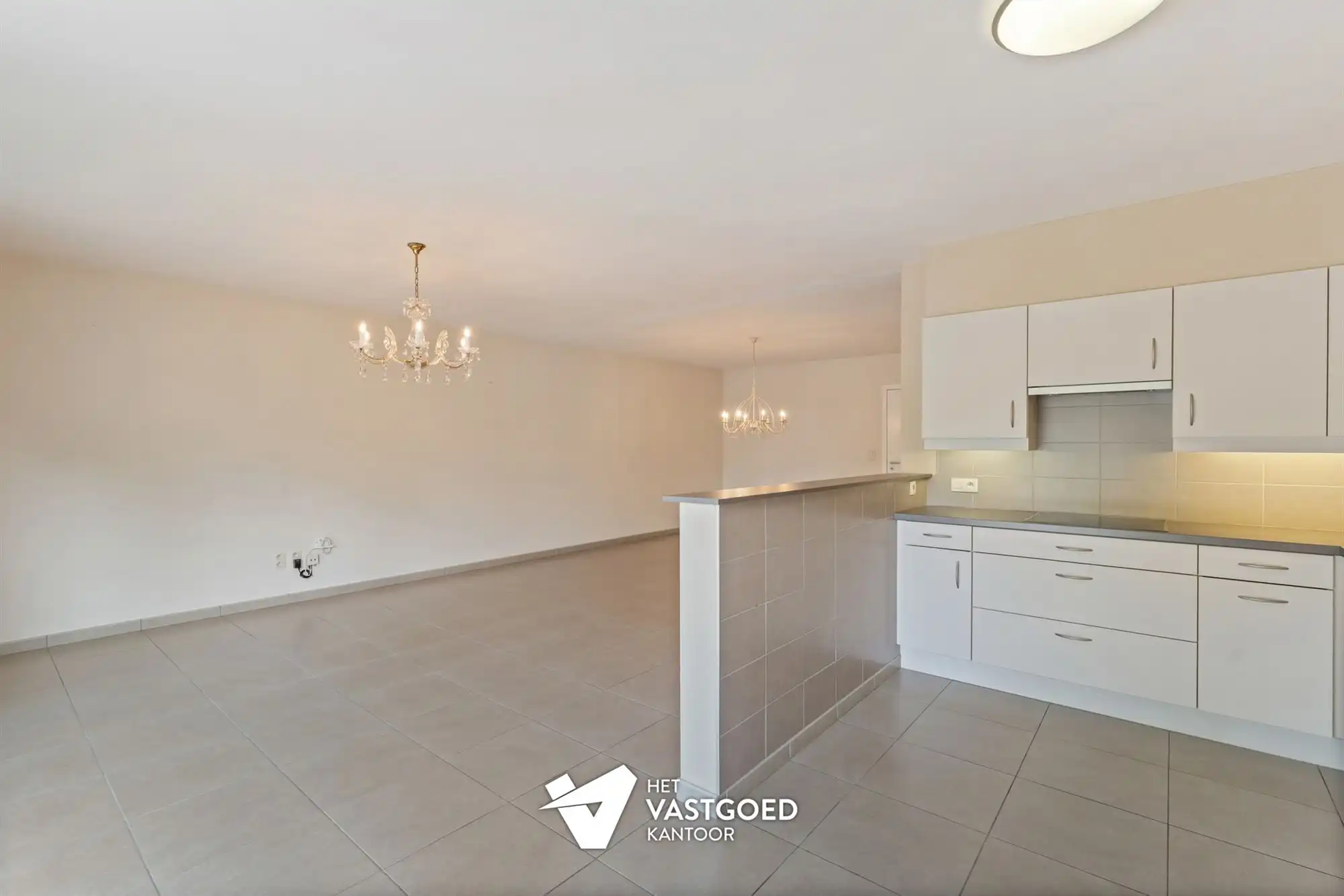 RUIM 2 SLAAPKAMER APPARTEMENT MET ZICHT OVER DE GEMEENSCHAPPELIJKE TUIN foto 9