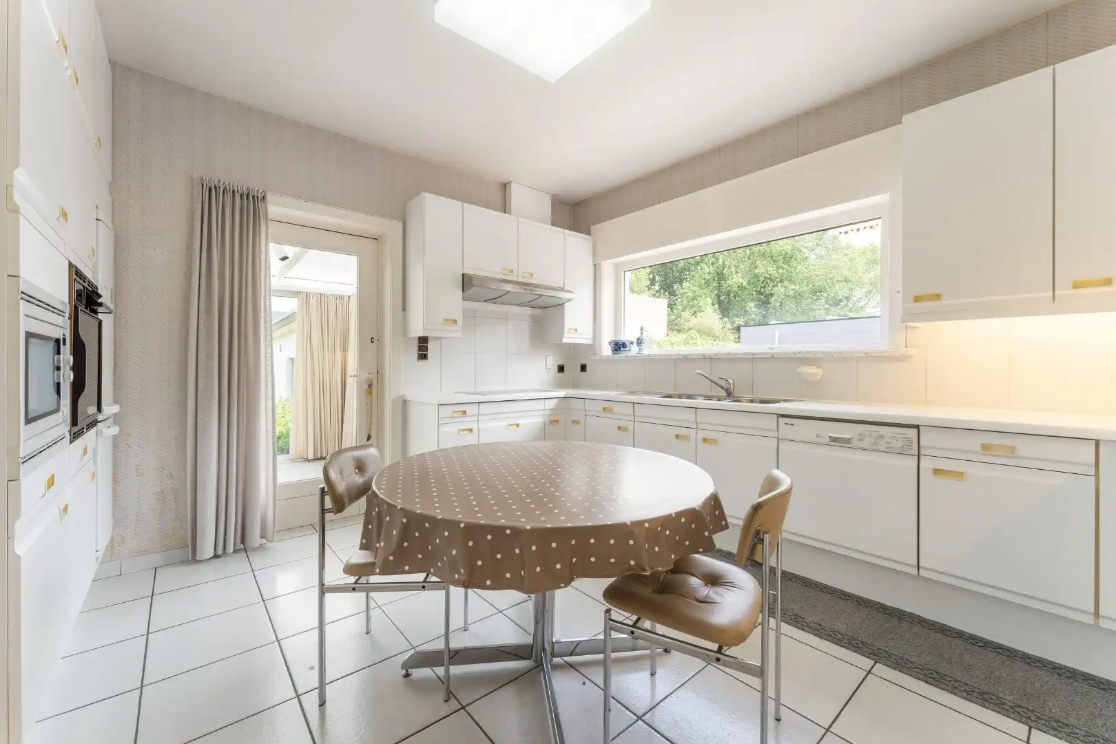 Centraal gelegen lichtrijke villa met 3 slpk, tuin en garage, Torhout foto 13