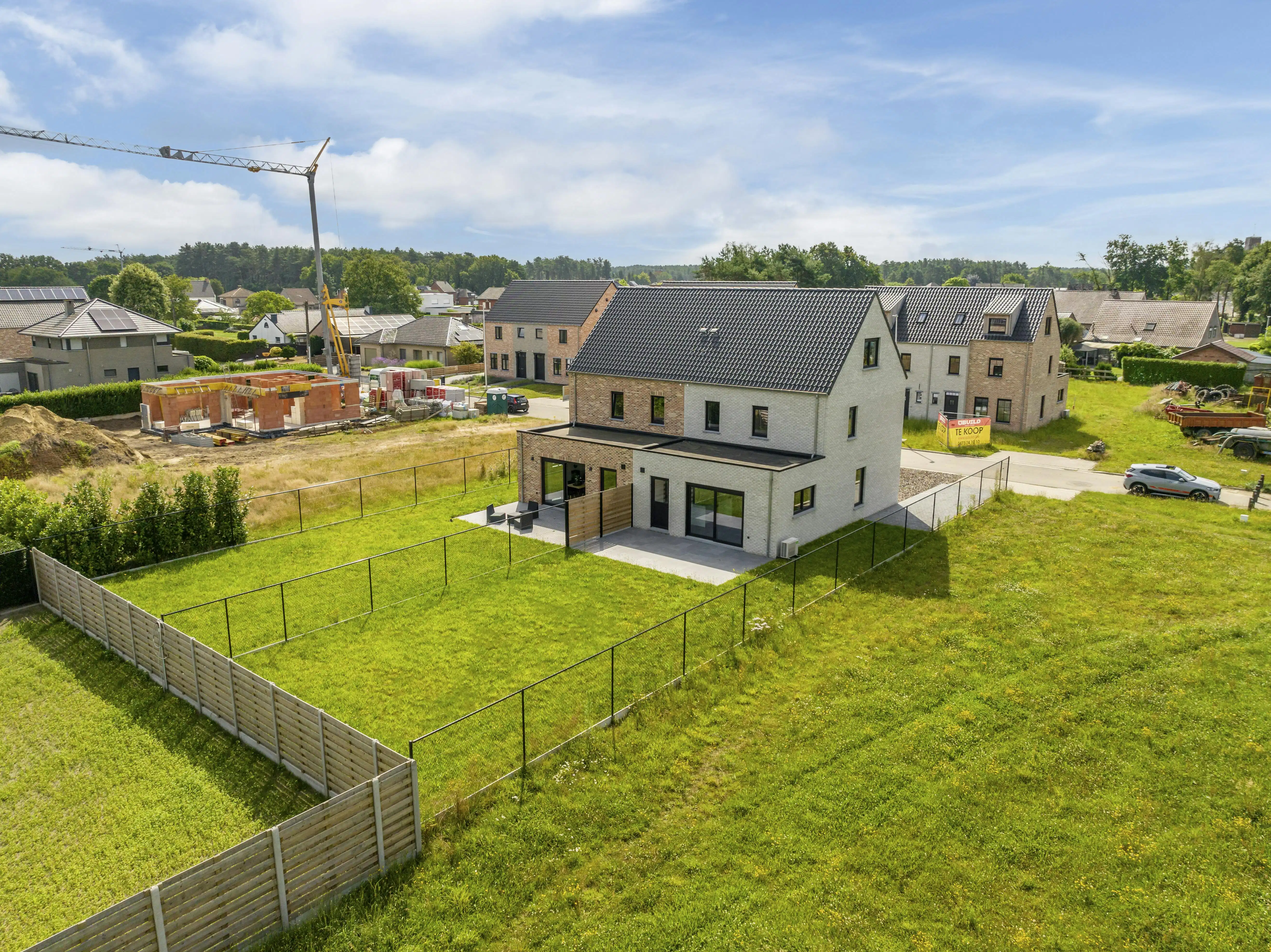 Prachtige nieuwbouwwoningen in een doodlopende straat foto 7